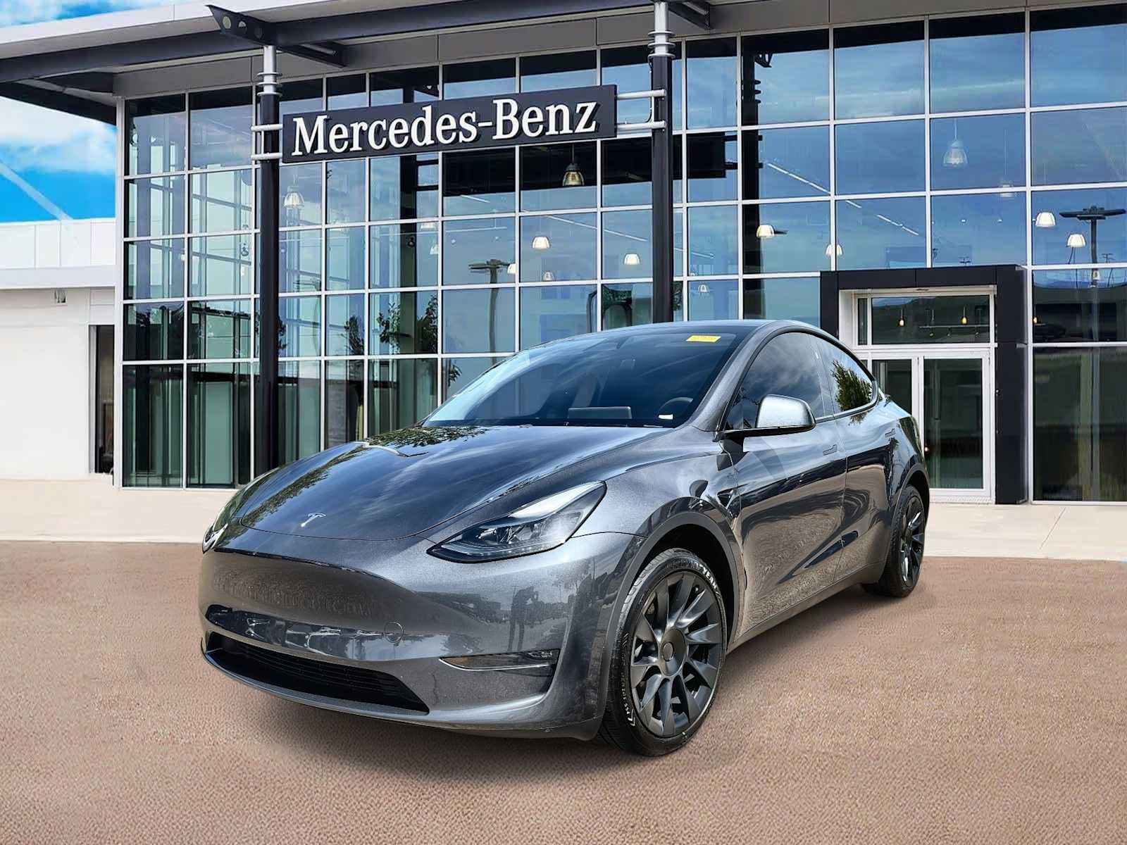 2023 Tesla Model Y Long Range AWD SUV / Crossover All-Wheel Drive 1-Speed Automatic