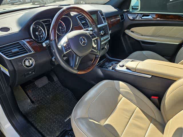 Diamond White Metallic 2014 Mercedes-Benz GL-Class GL 550 4MATIC SUV / Crossover All-Wheel Drive 7-Speed Automatic