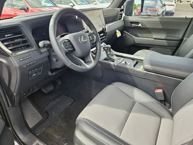 View vehicle photo 2