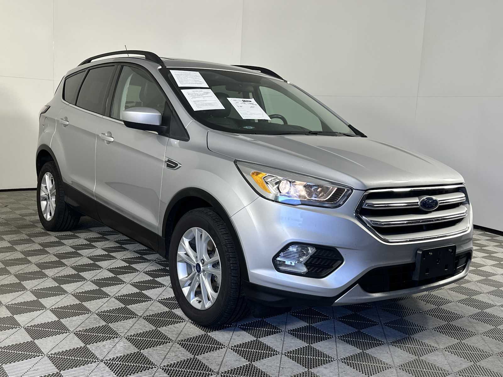 Ingot Silver 2018 Ford Escape SEL AWD SUV / Crossover All-Wheel Drive 6-Speed Automatic