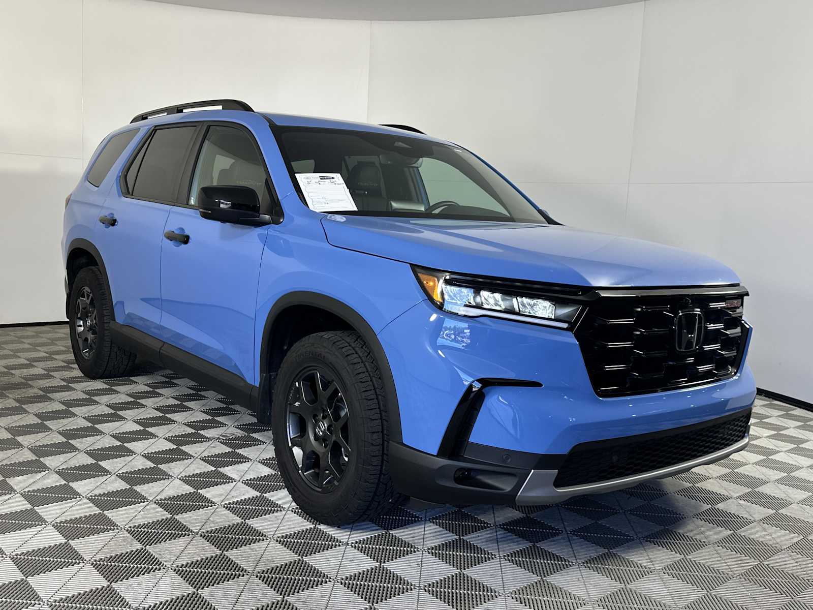 Diffused Sky Pearl 2025 Honda Pilot TrailSport AWD SUV / Crossover All-Wheel Drive Automatic