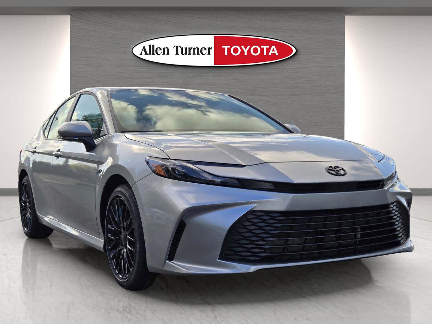 2026 Toyota Camry LE photo 2