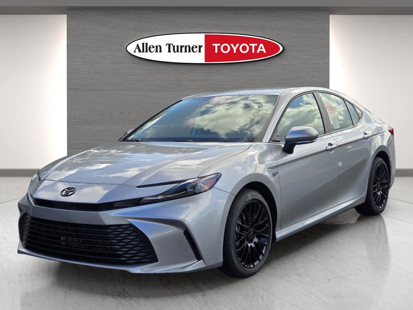 2026 Toyota Camry LE photo 3
