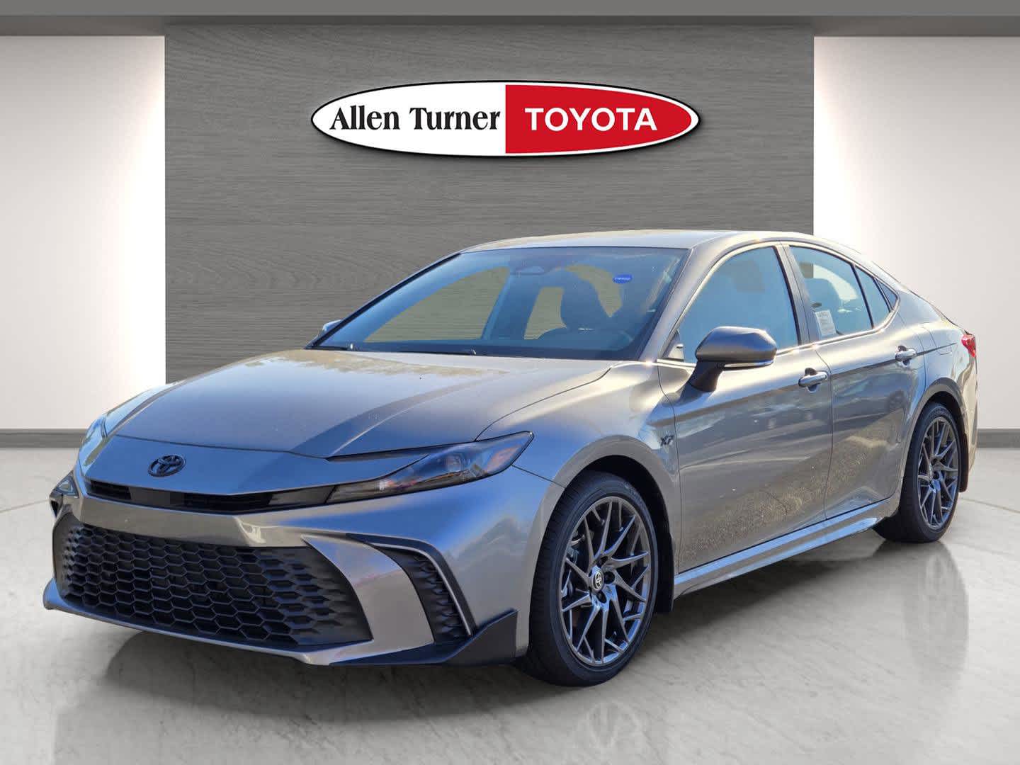 2025 Toyota Camry SE photo 2