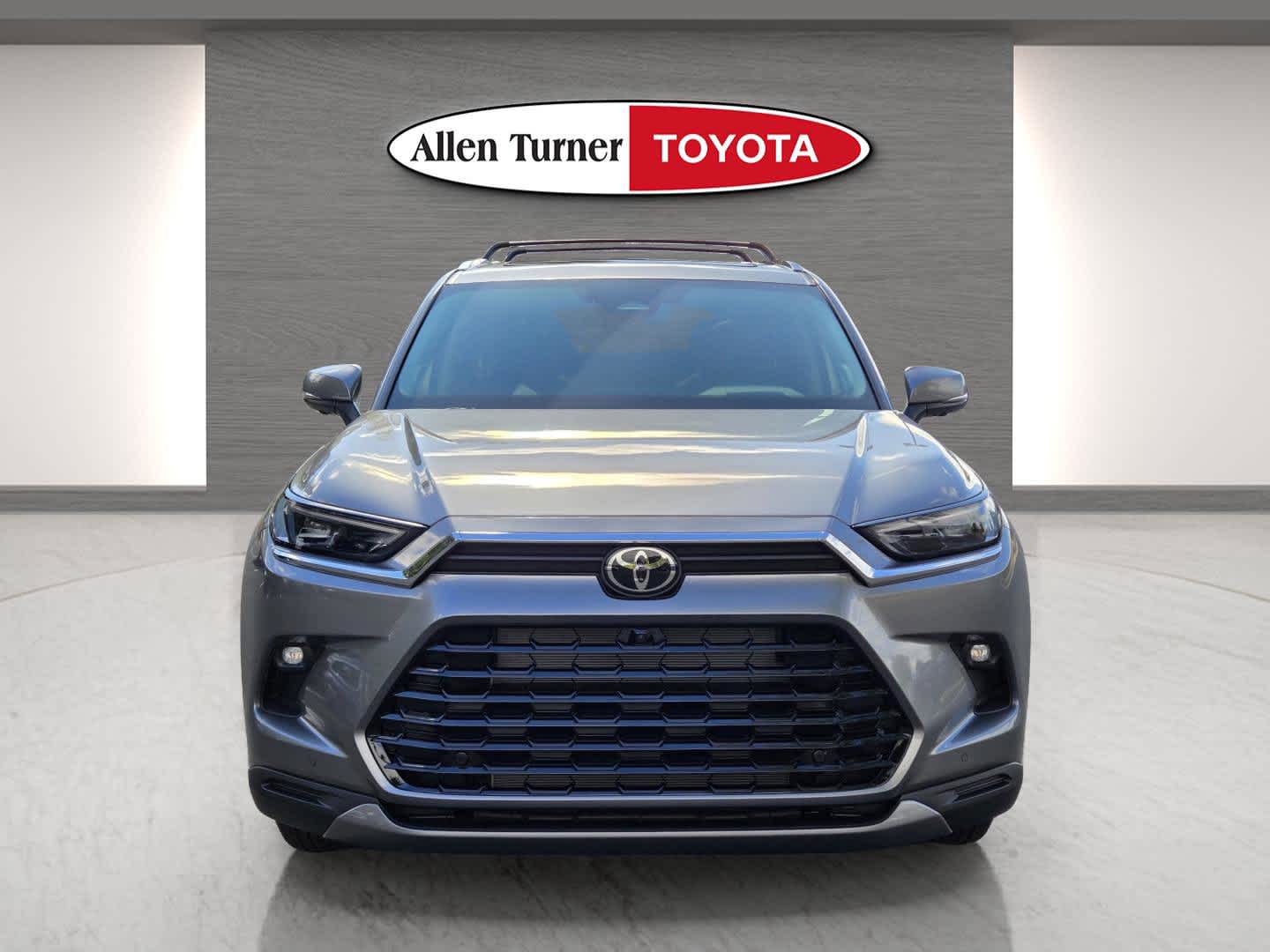 2026 Toyota Grand Highlander Limited photo 2