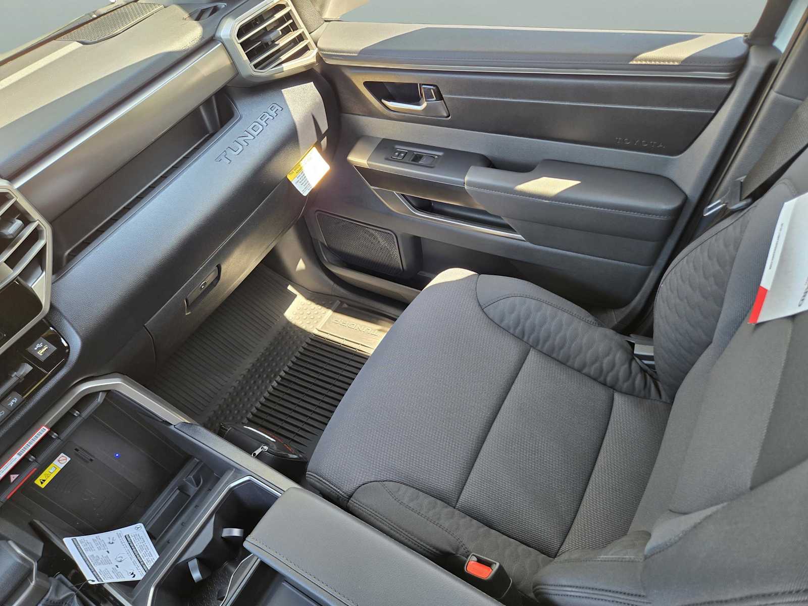 2026 Toyota Tundra SR5 CrewMax photo 14