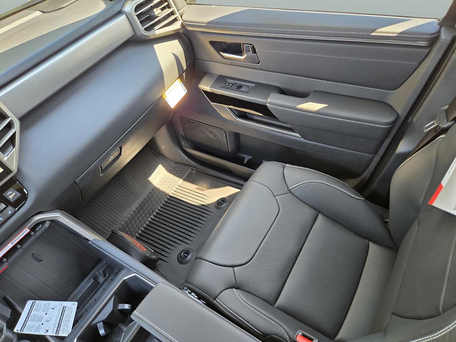 2026 Toyota Tundra Limited CrewMax photo 14
