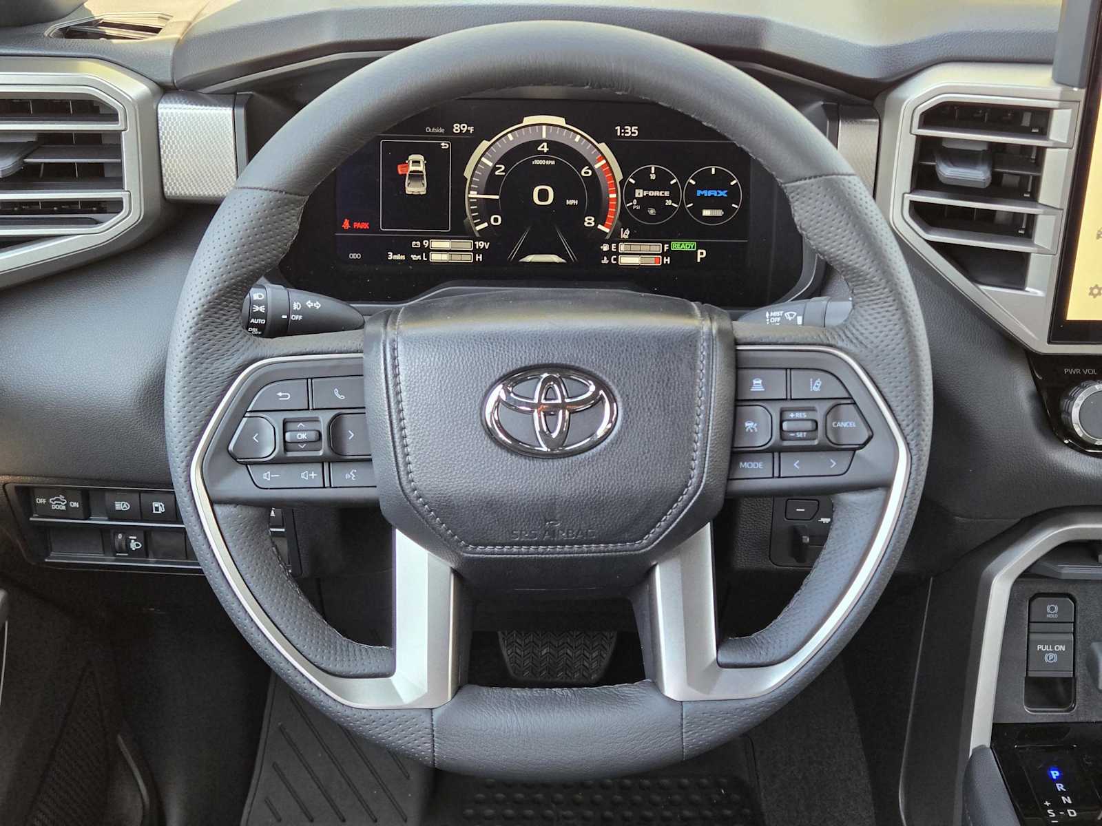 2026 Toyota Tundra Limited CrewMax photo 18
