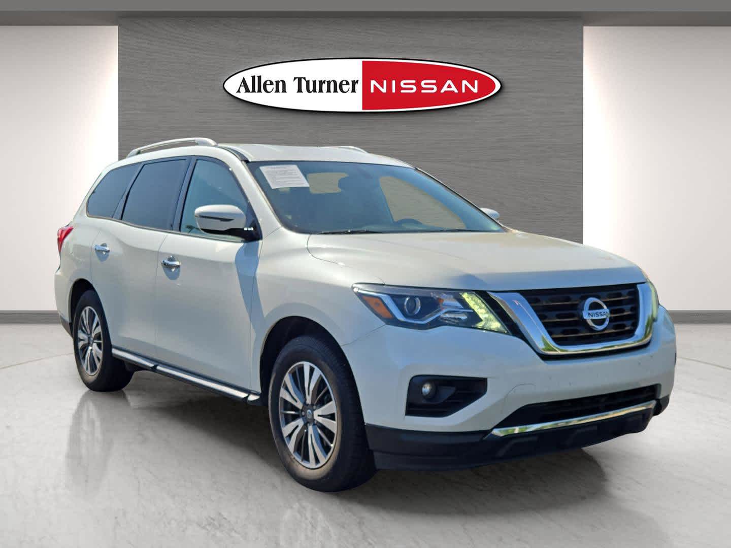 White 2017 Nissan Pathfinder SV SUV / Crossover Front-Wheel Drive Continuously Variable Transmission