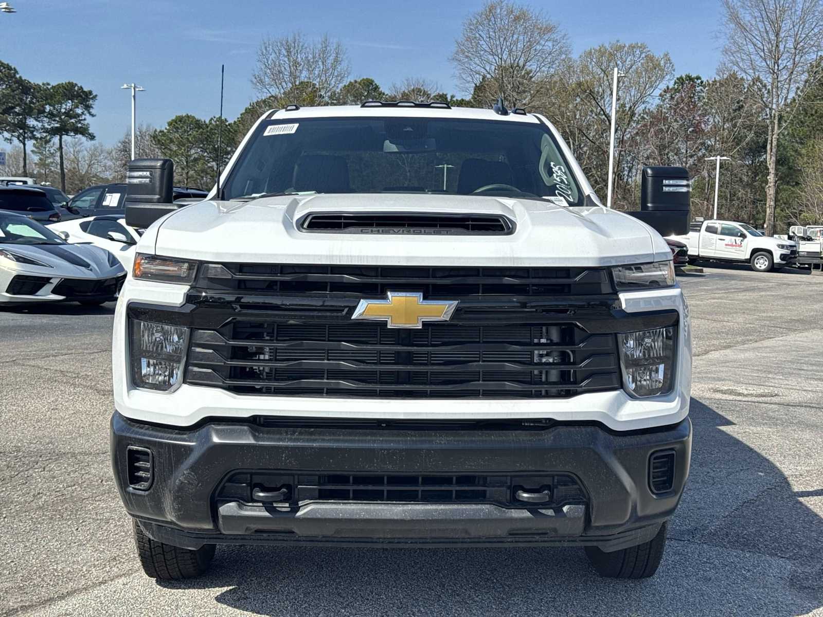 View vehicle photo 3