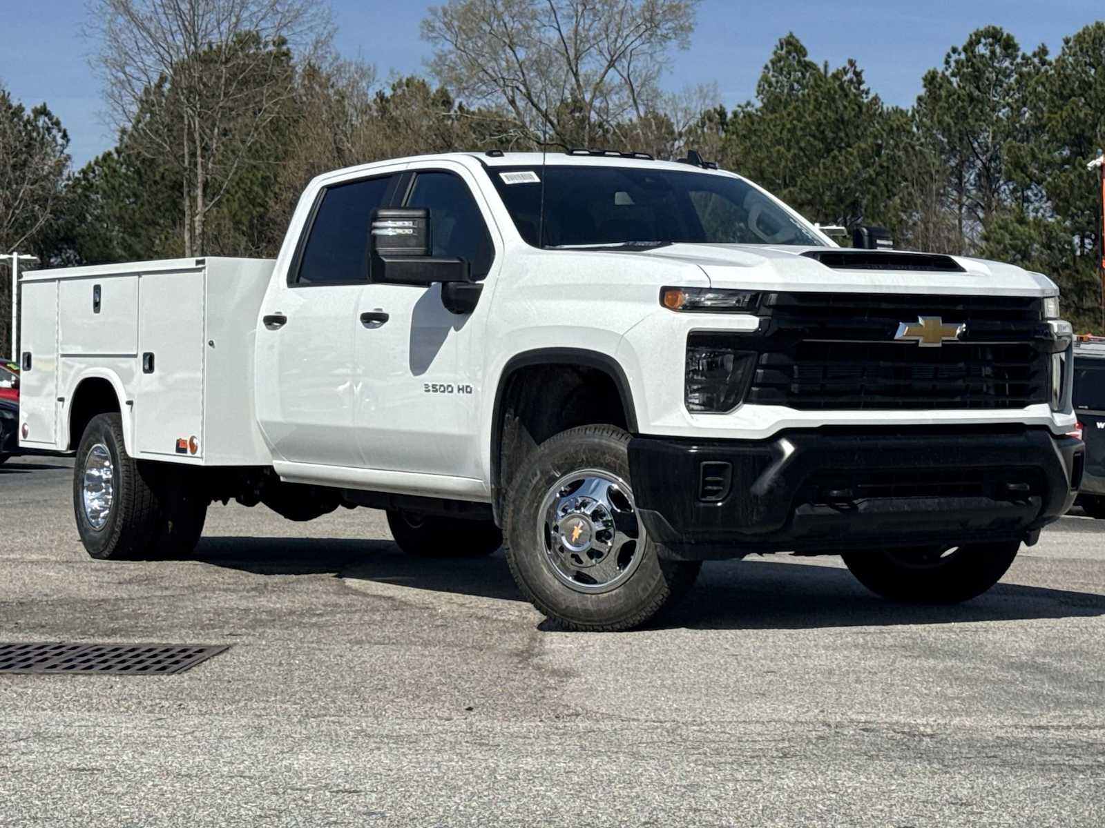 View vehicle photo 2