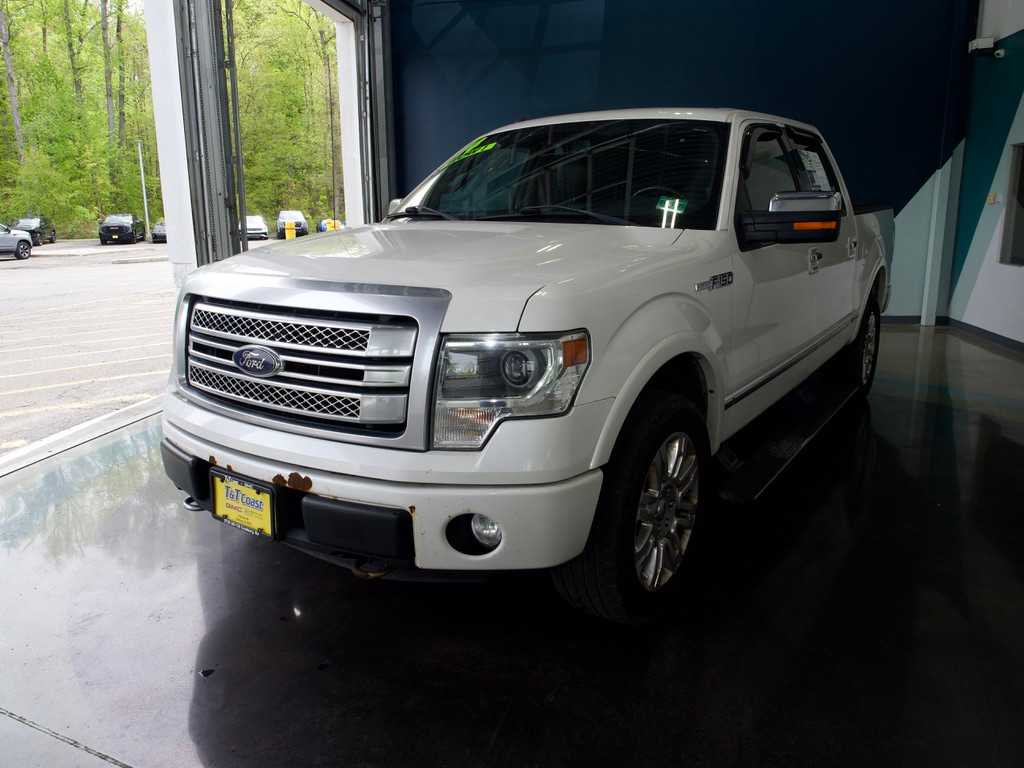 White Platinum Metallic Tri-Coat 2014 Ford F-150 Platinum SuperCrew 4WD Pickup Truck Four-Wheel Drive 6-Speed Automatic