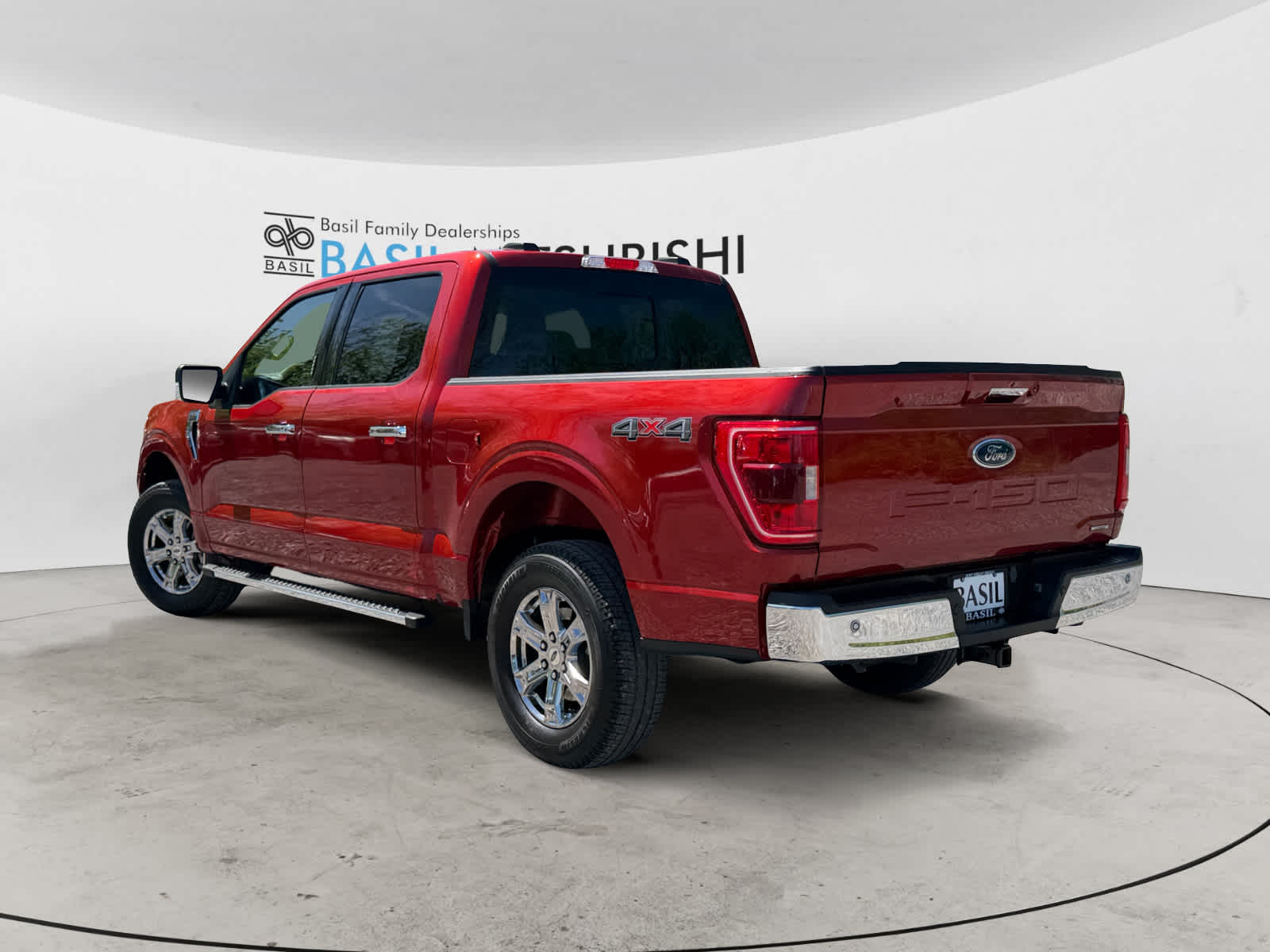 View vehicle photo 3