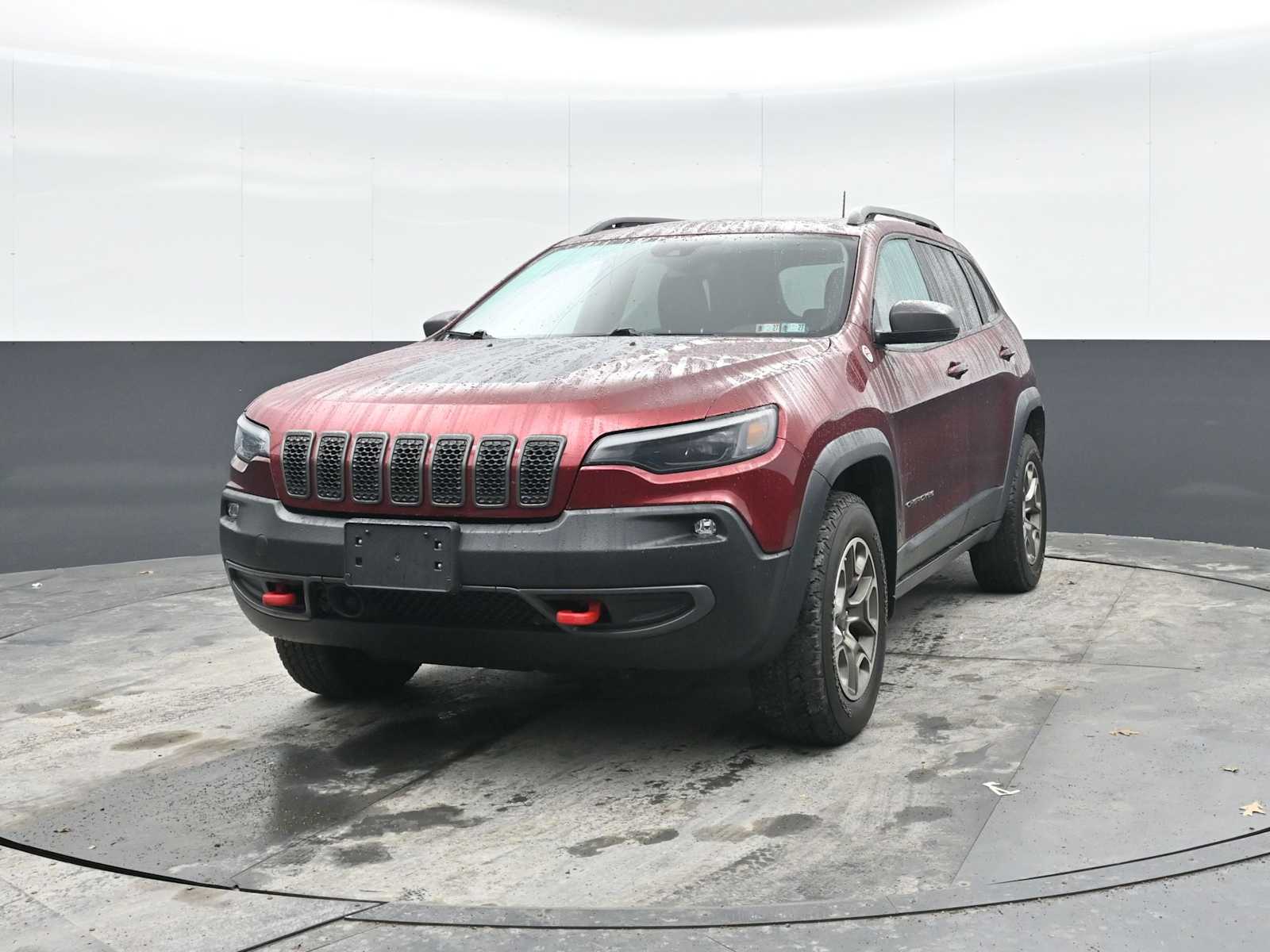 View vehicle photo 5