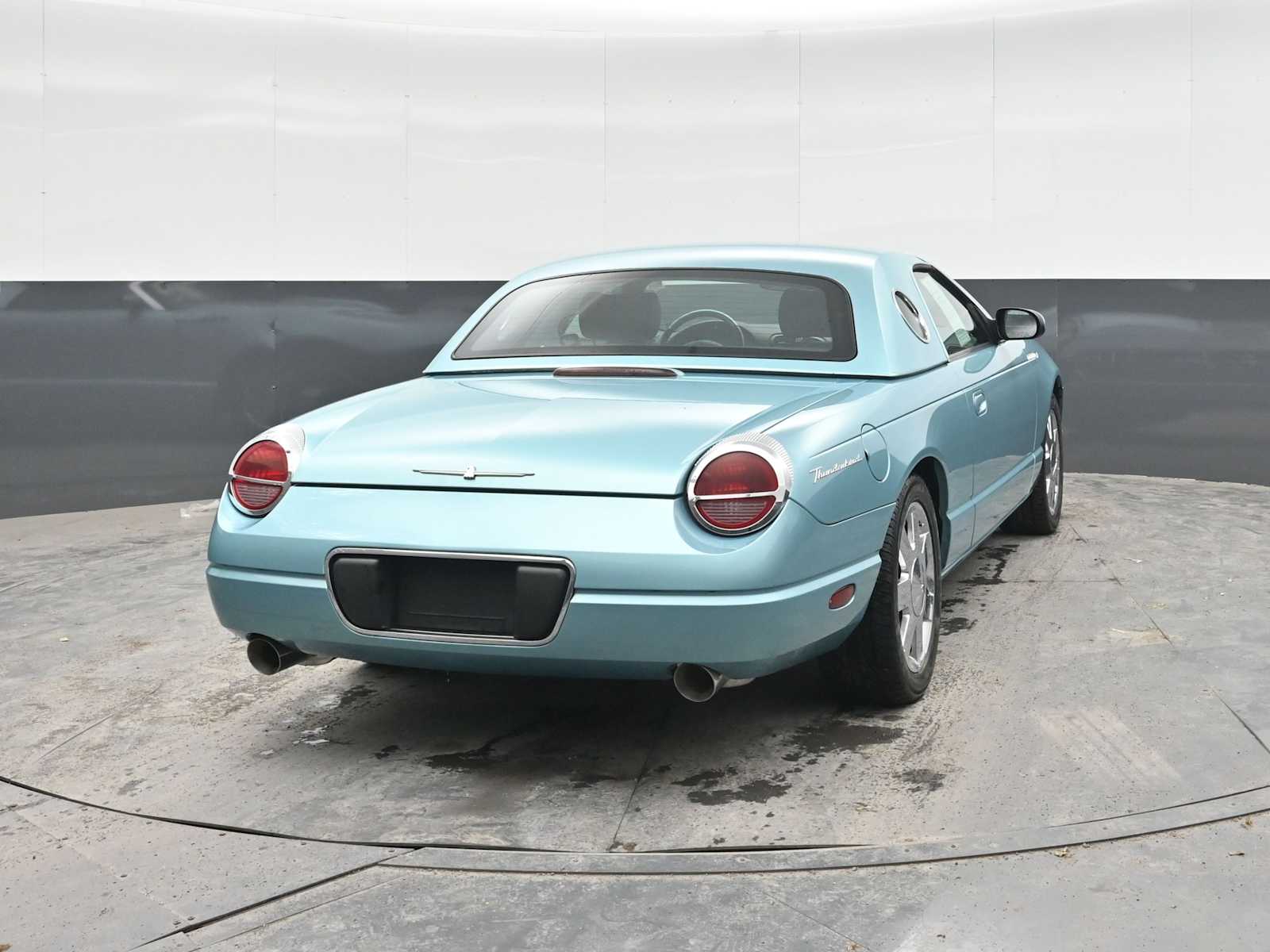 2002 Ford Thunderbird w/Hardtop Deluxe