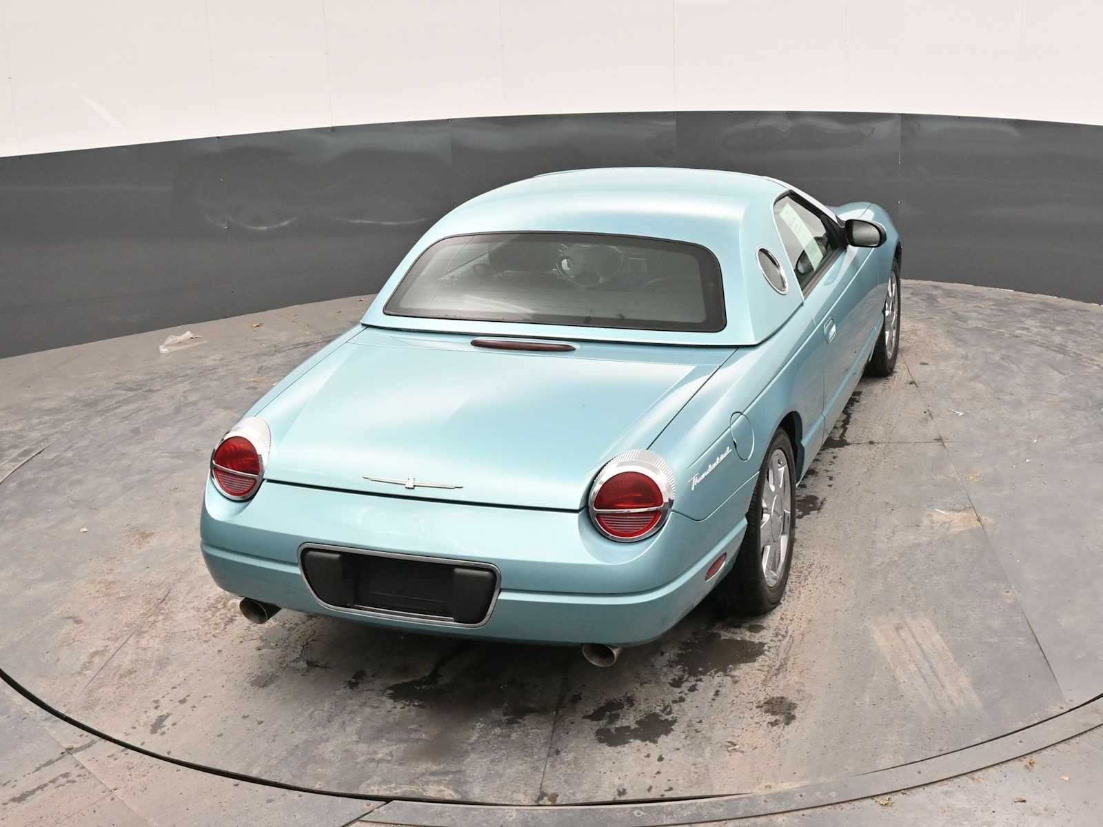 2002 Ford Thunderbird w/Hardtop Deluxe