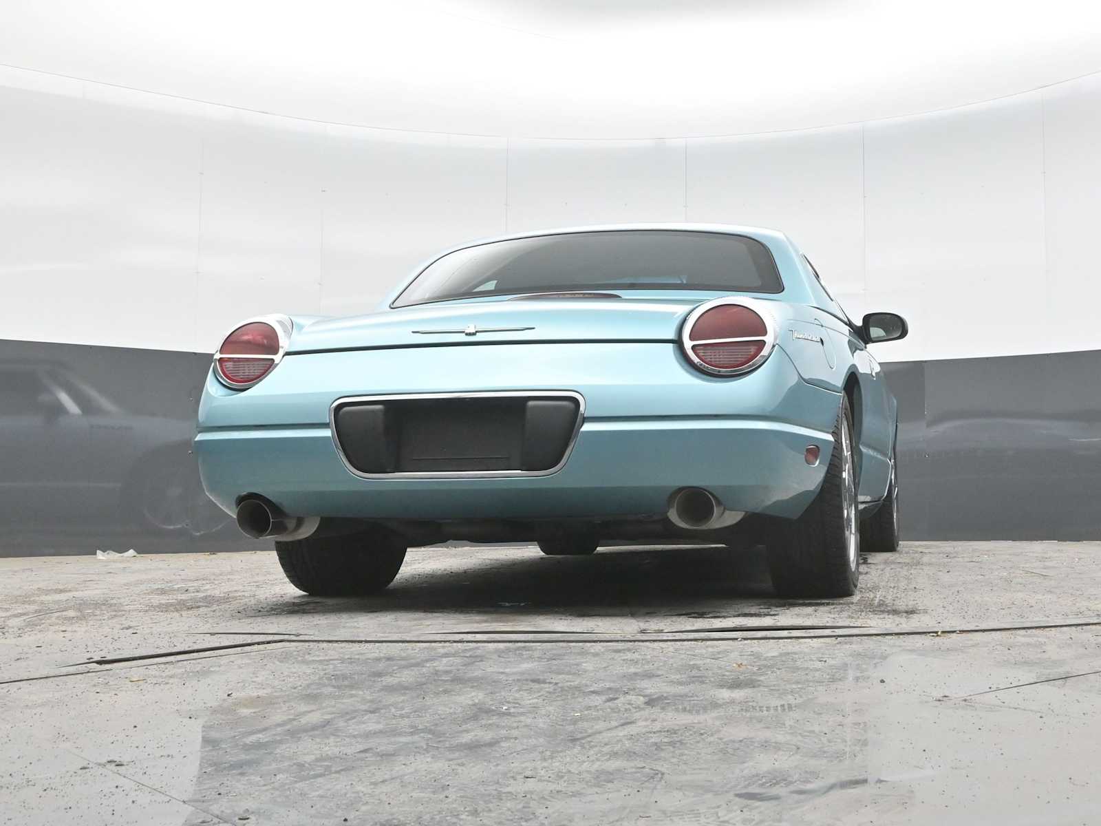 2002 Ford Thunderbird w/Hardtop Deluxe