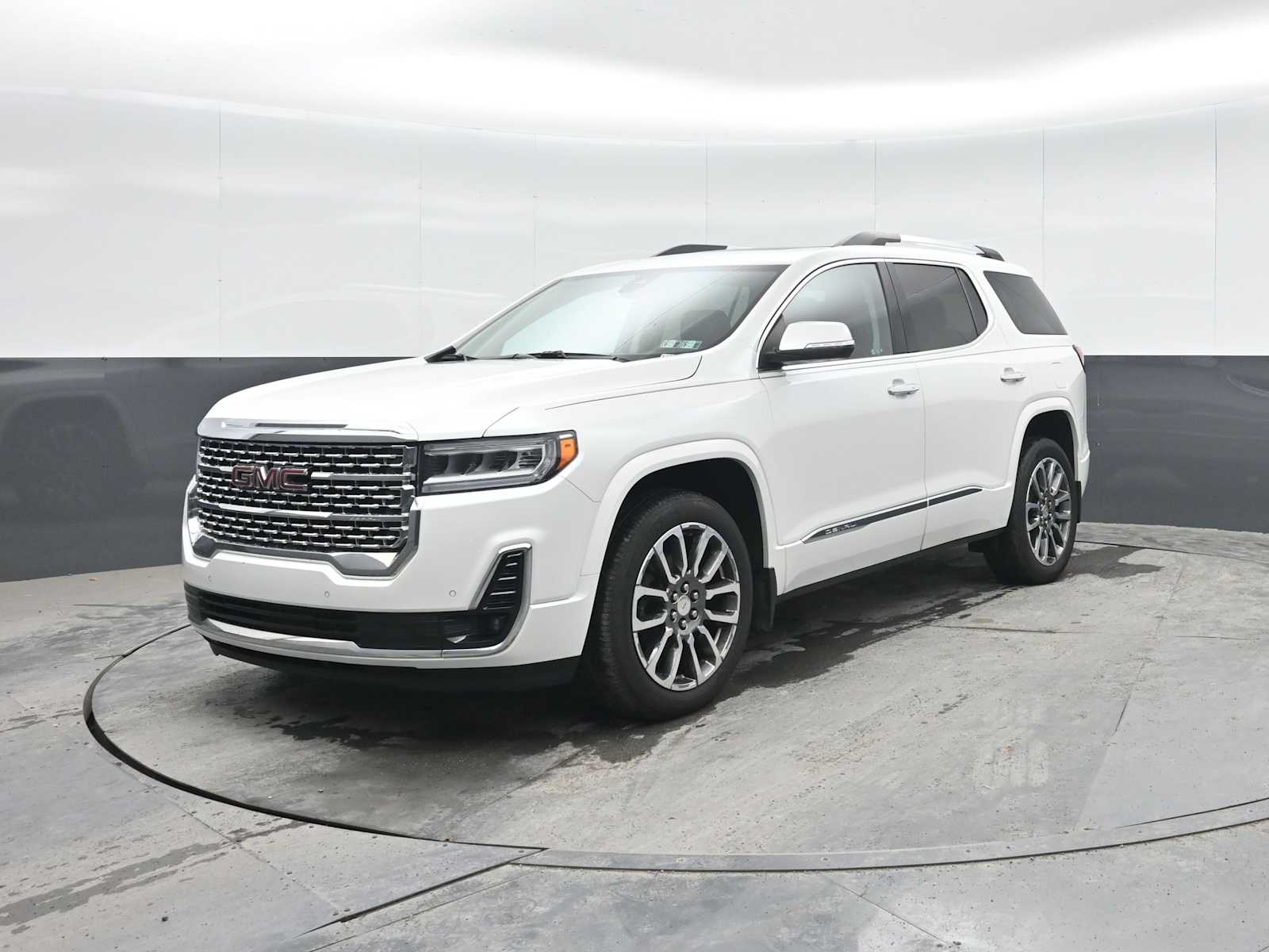 2020 GMC Acadia Denali