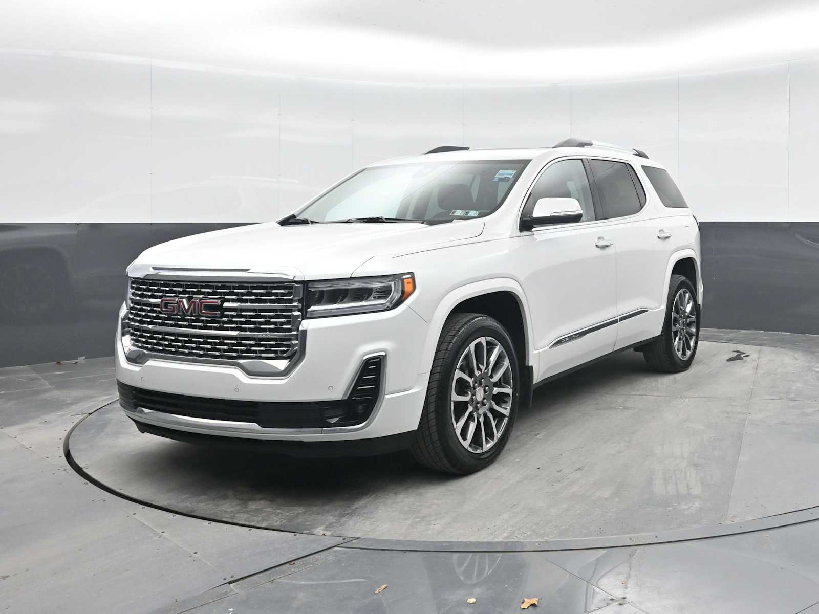 2020 GMC Acadia Denali