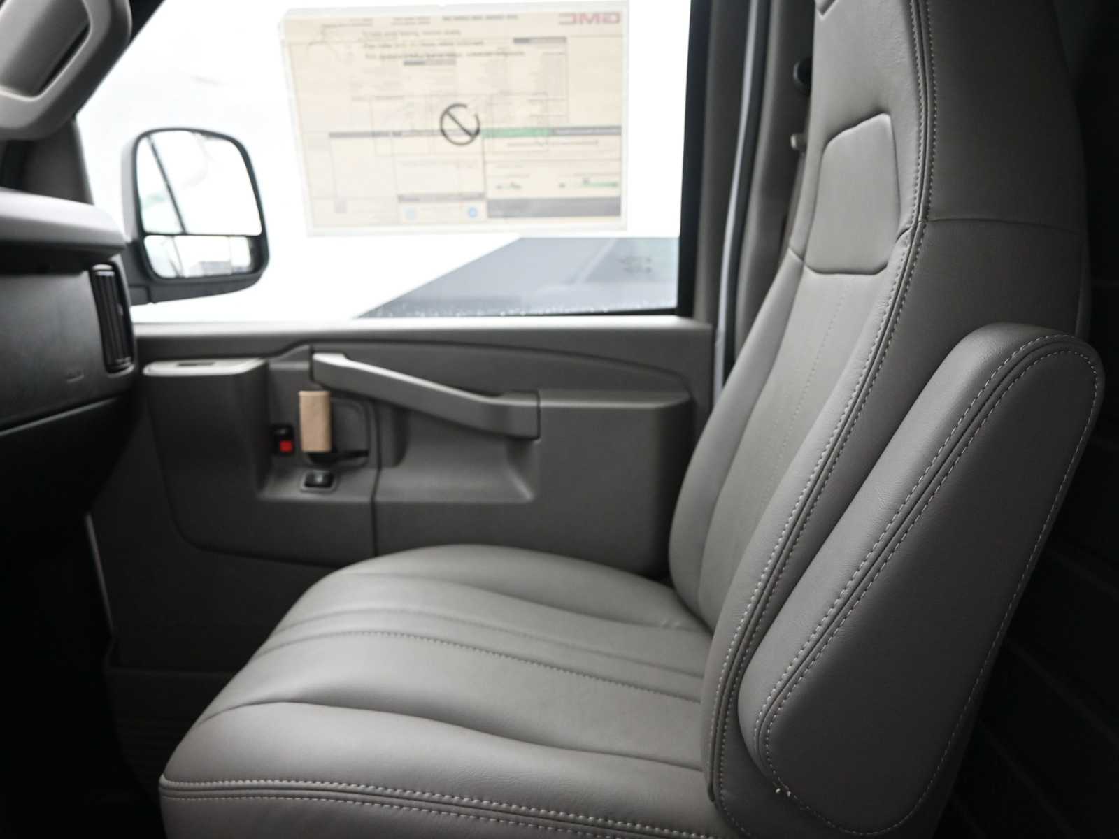2025 GMC Savana Cargo 2500