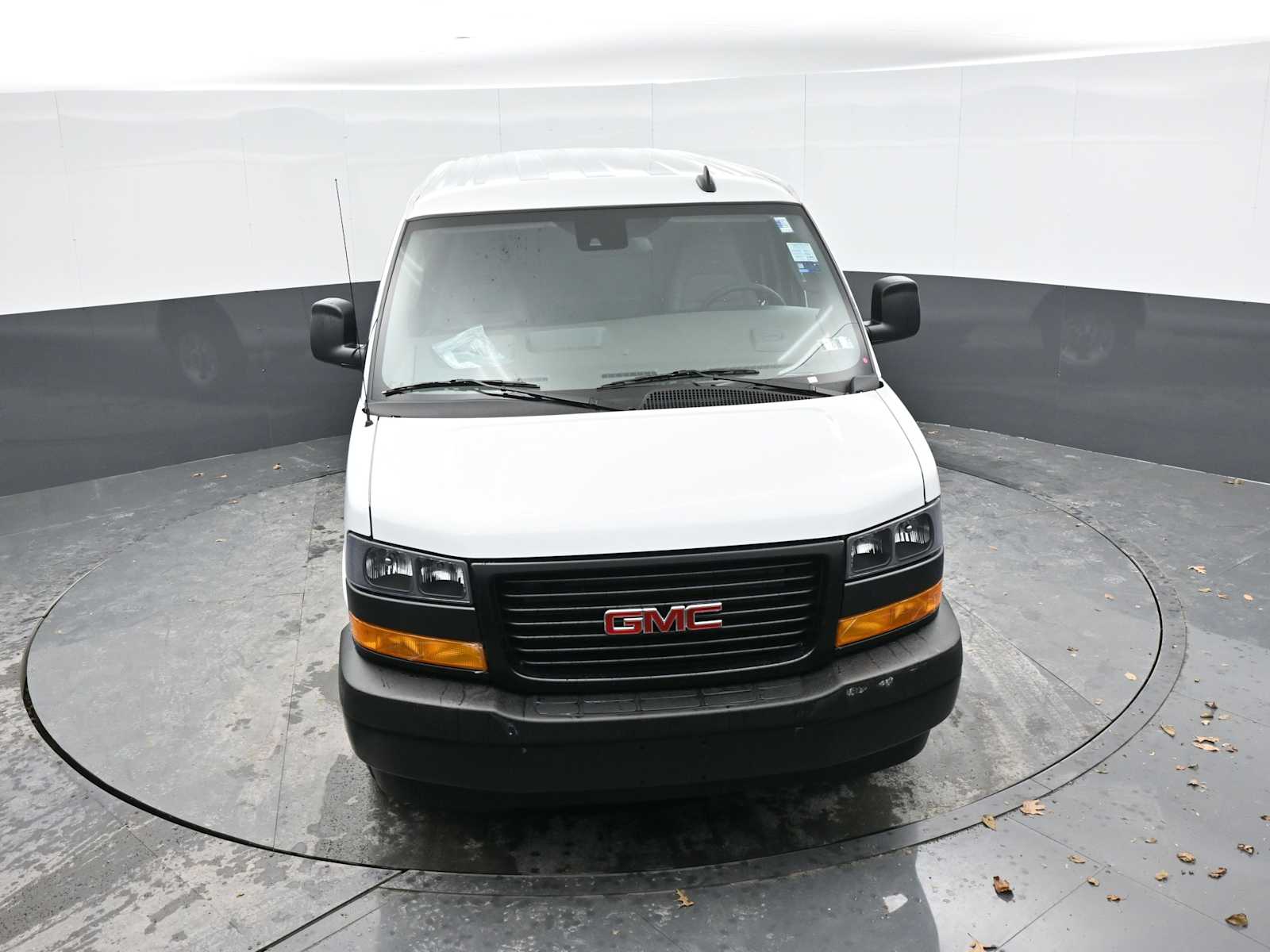 2025 GMC Savana Cargo 2500