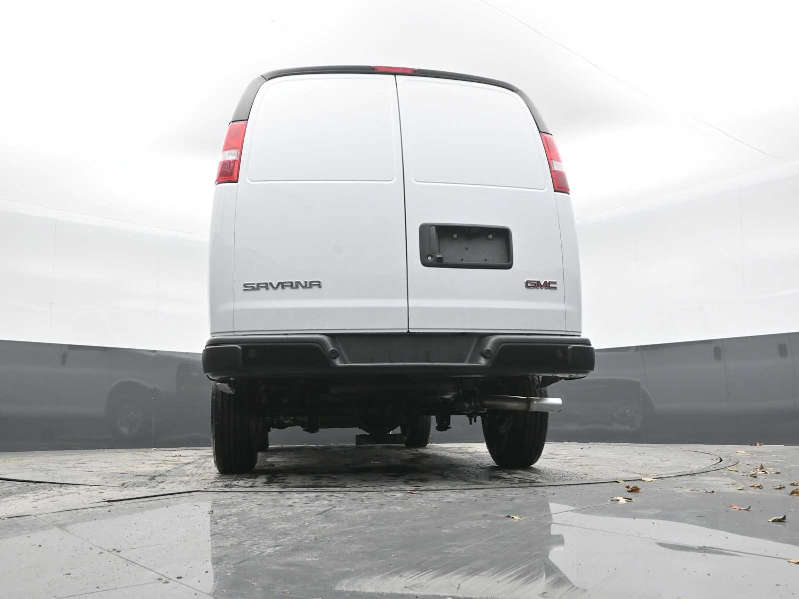 2025 GMC Savana Cargo 2500