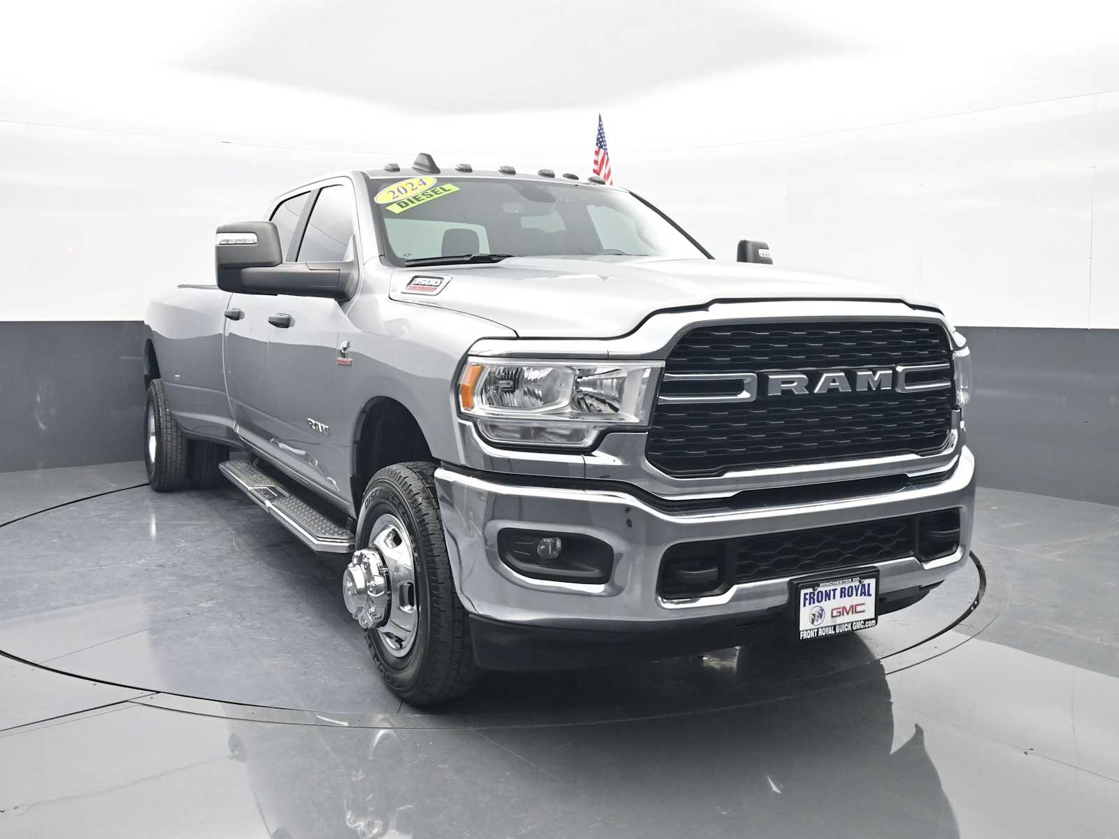 2024 RAM 3500 Big Horn Crew Cab LB DRW 4WD