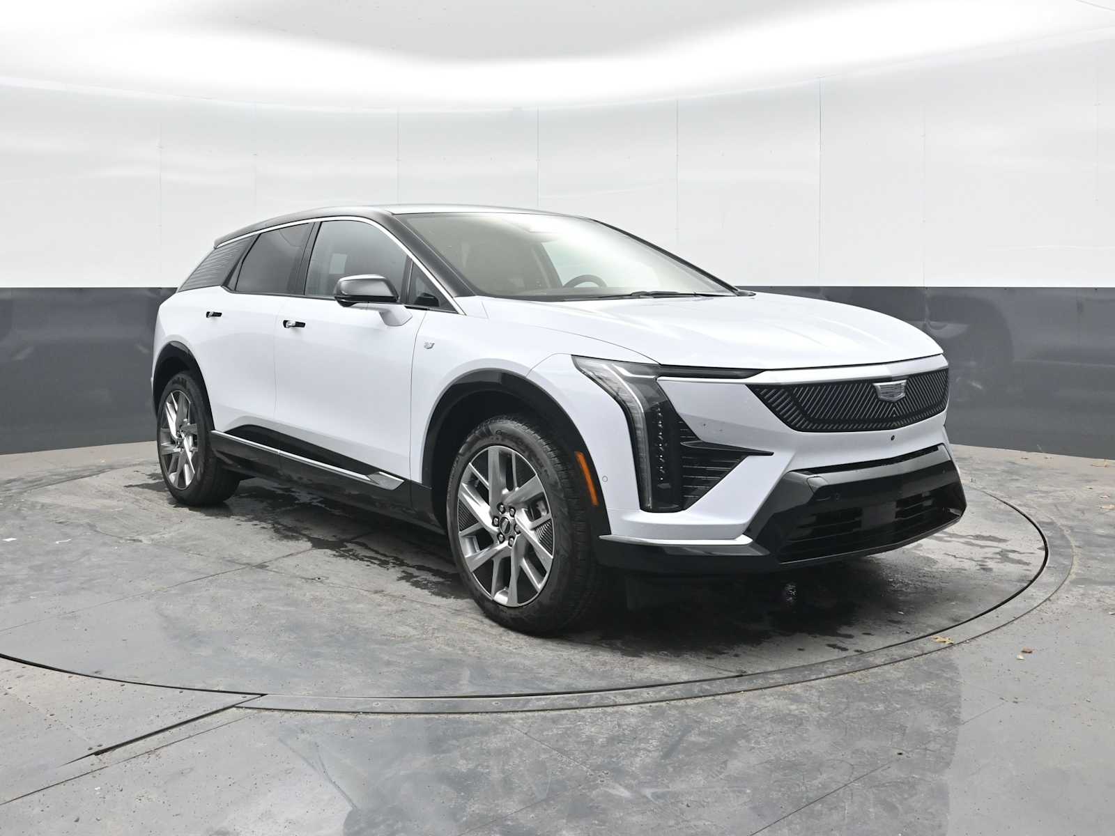 2027 Cadillac OPTIQ Luxury