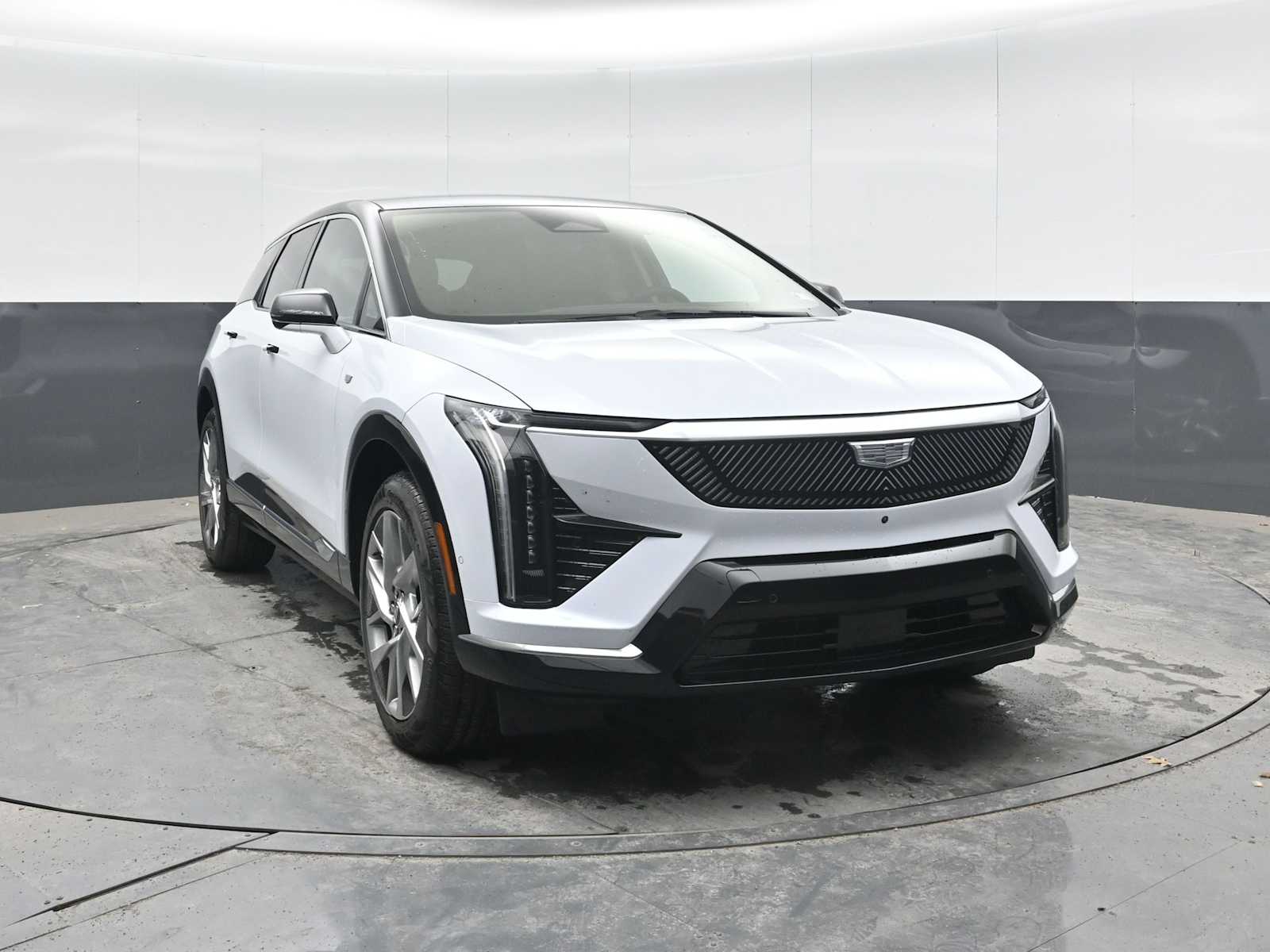2027 Cadillac OPTIQ Luxury