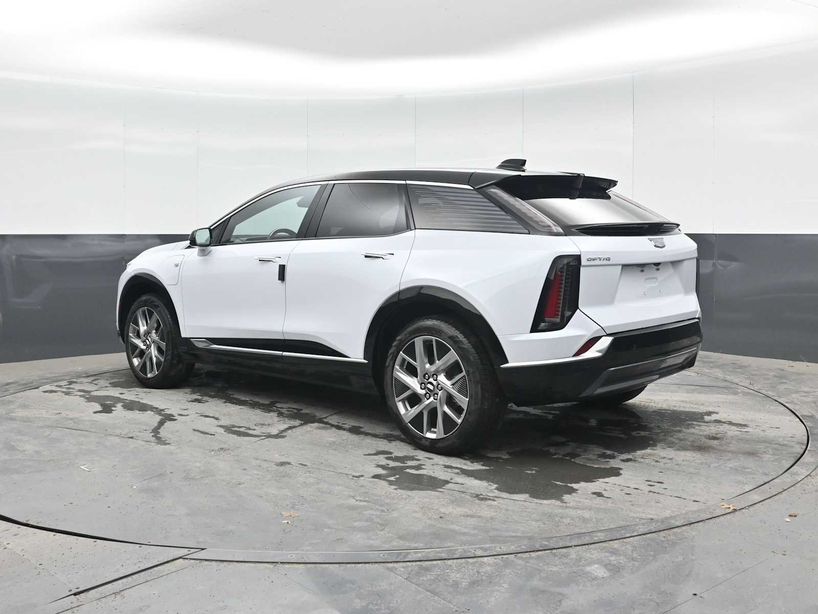 2027 Cadillac OPTIQ Luxury
