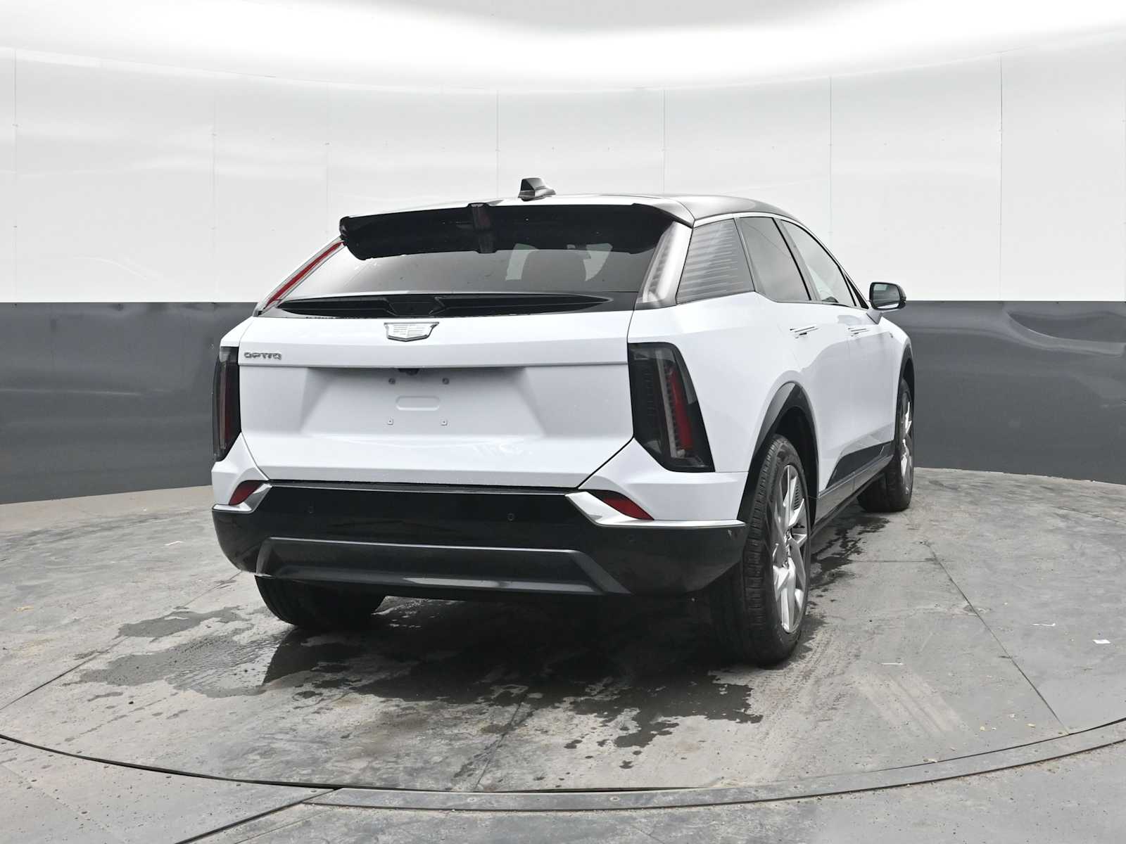 2027 Cadillac OPTIQ Luxury