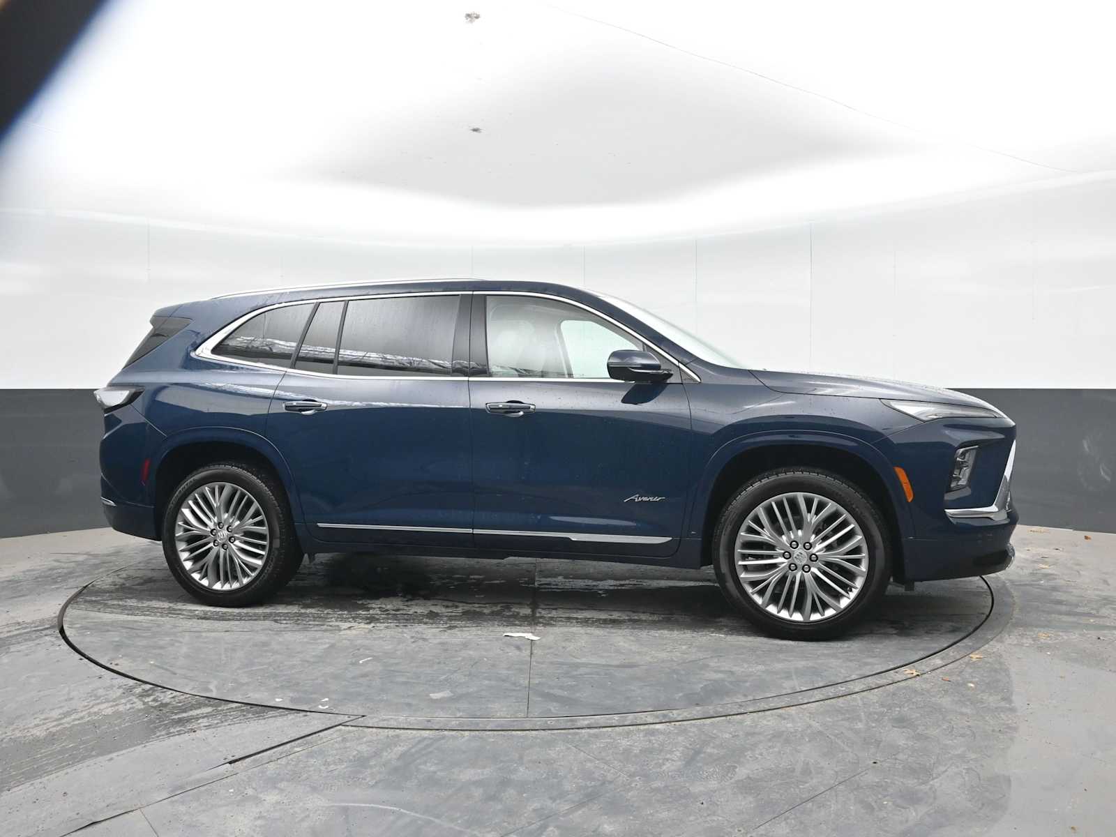 2027 Buick Enclave Avenir