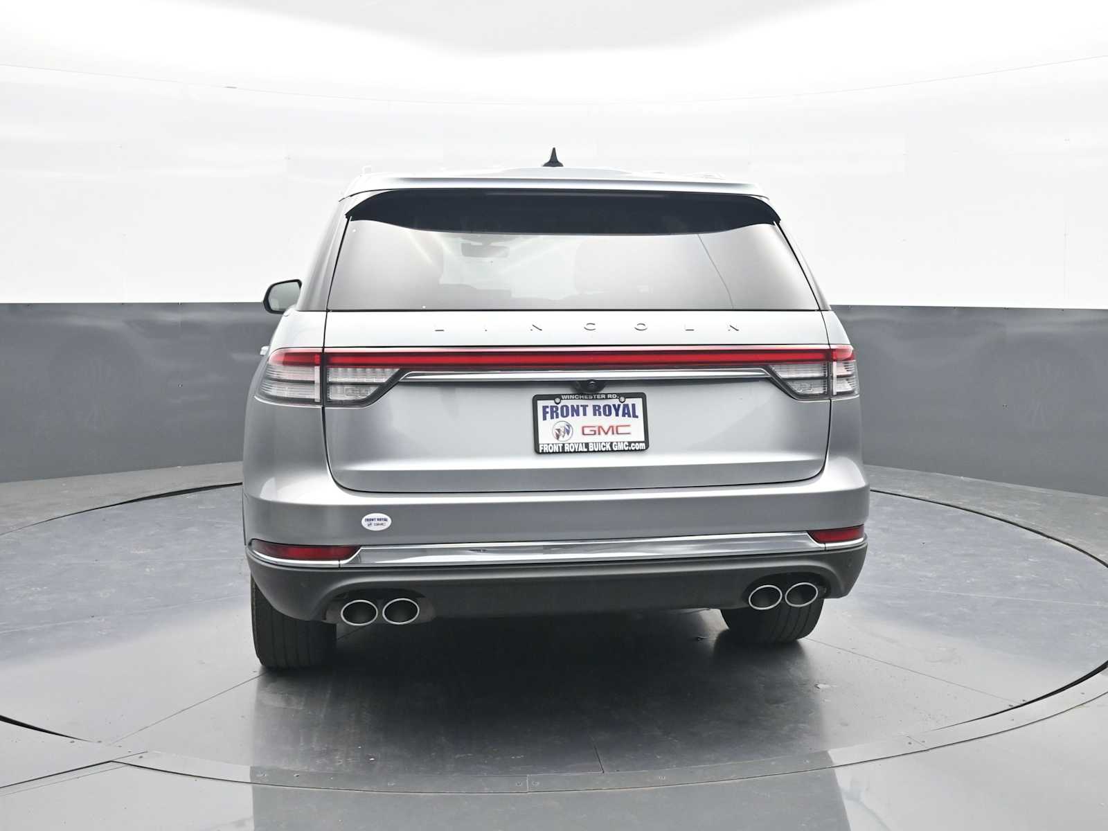View vehicle photo 7