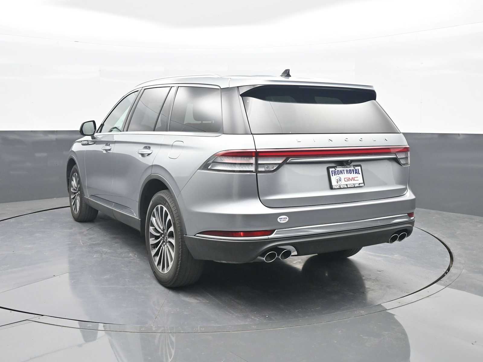 View vehicle photo 6