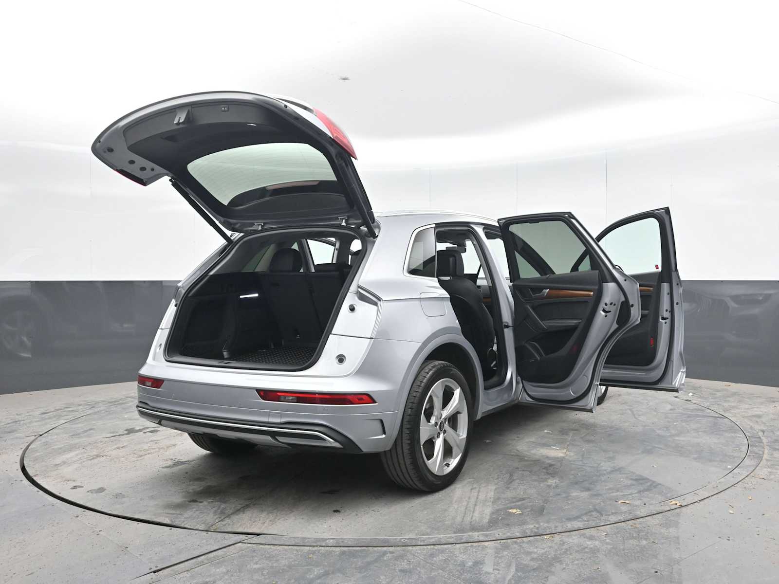 2021 Audi Q5 Premium Plus 45 TFSI quattro S tronic