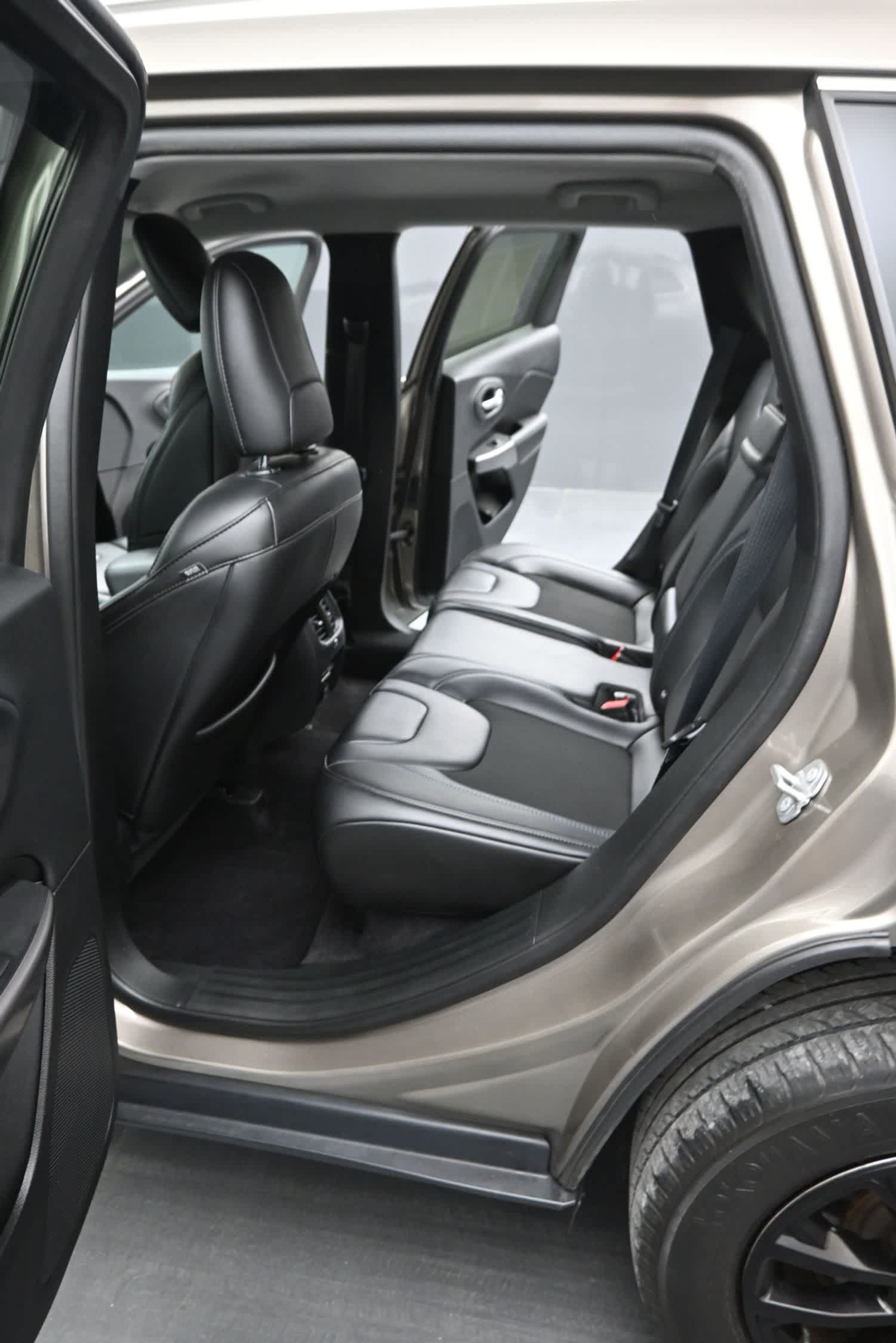 2019 Jeep Cherokee Latitude Plus 4x4