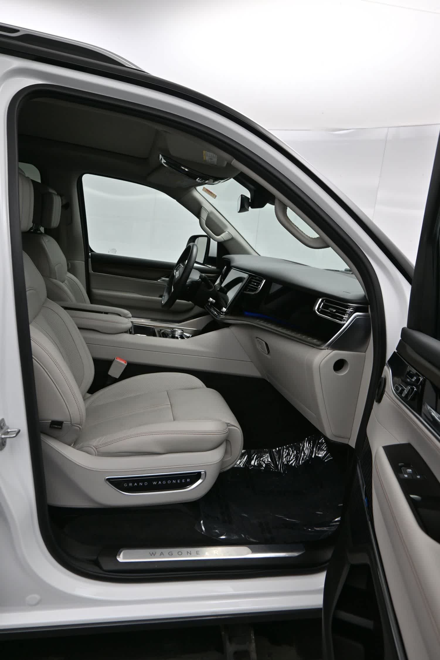 2022 Jeep Grand Wagoneer Series I
