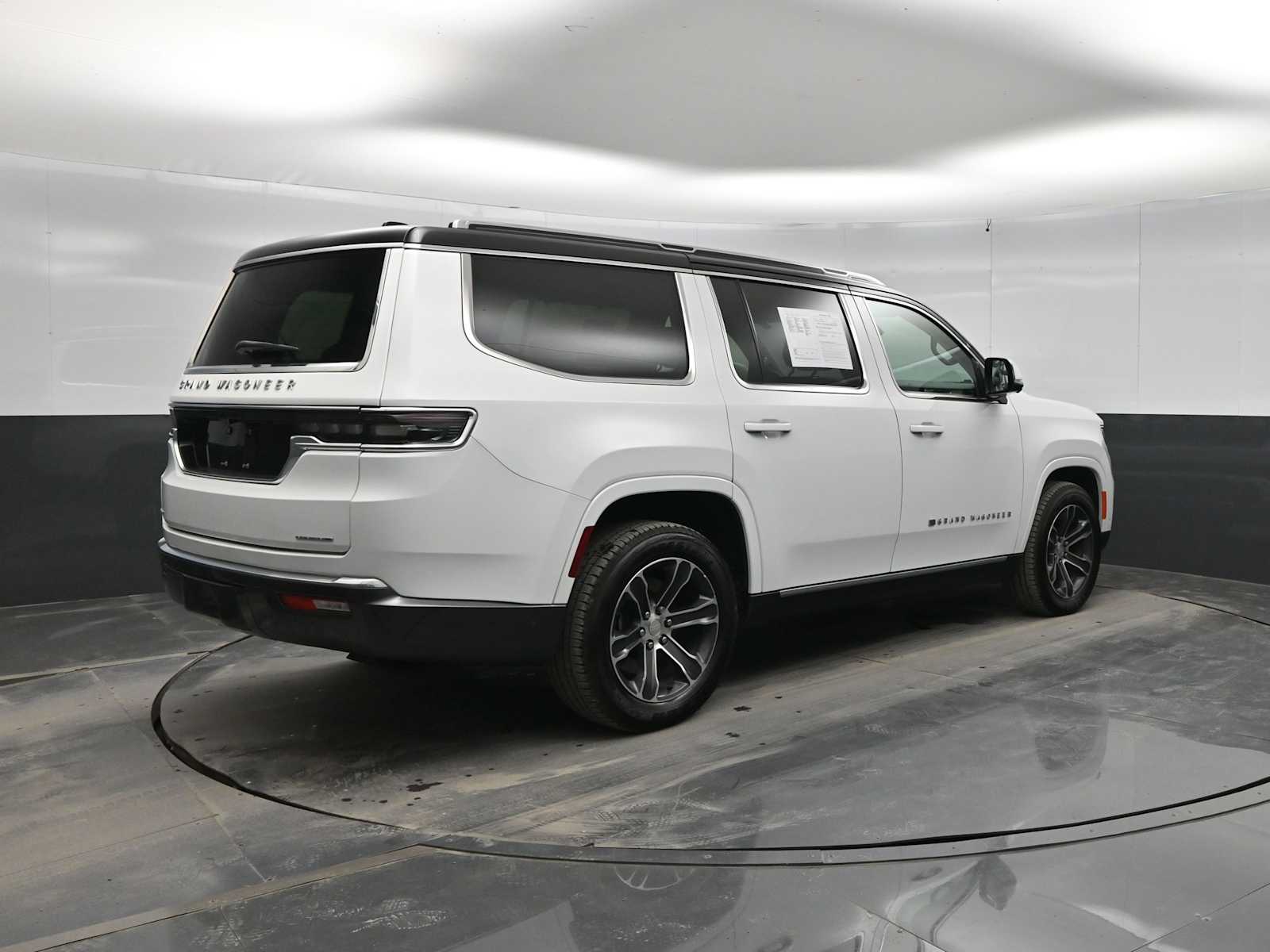 2022 Jeep Grand Wagoneer Series I