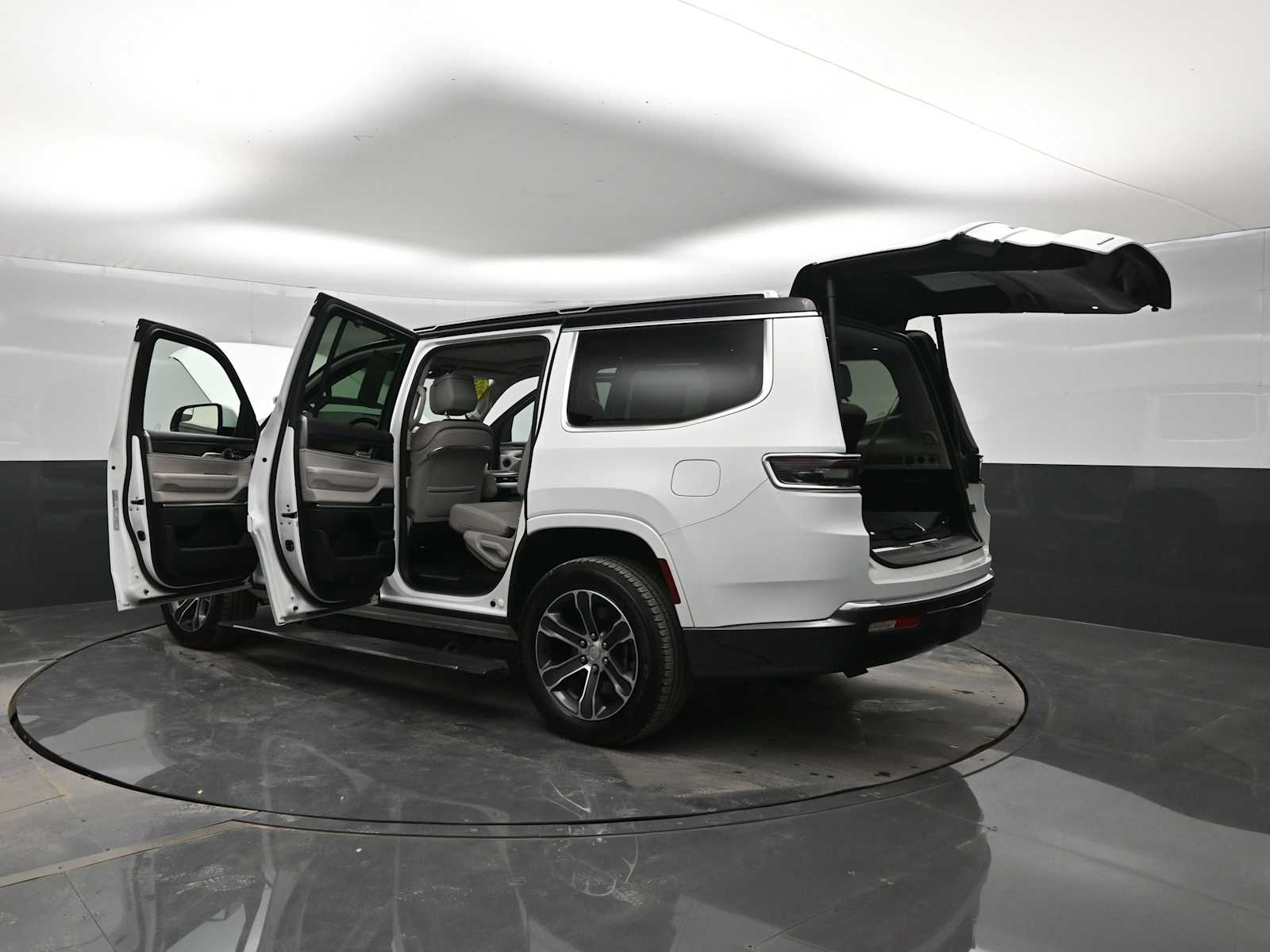2022 Jeep Grand Wagoneer Series I