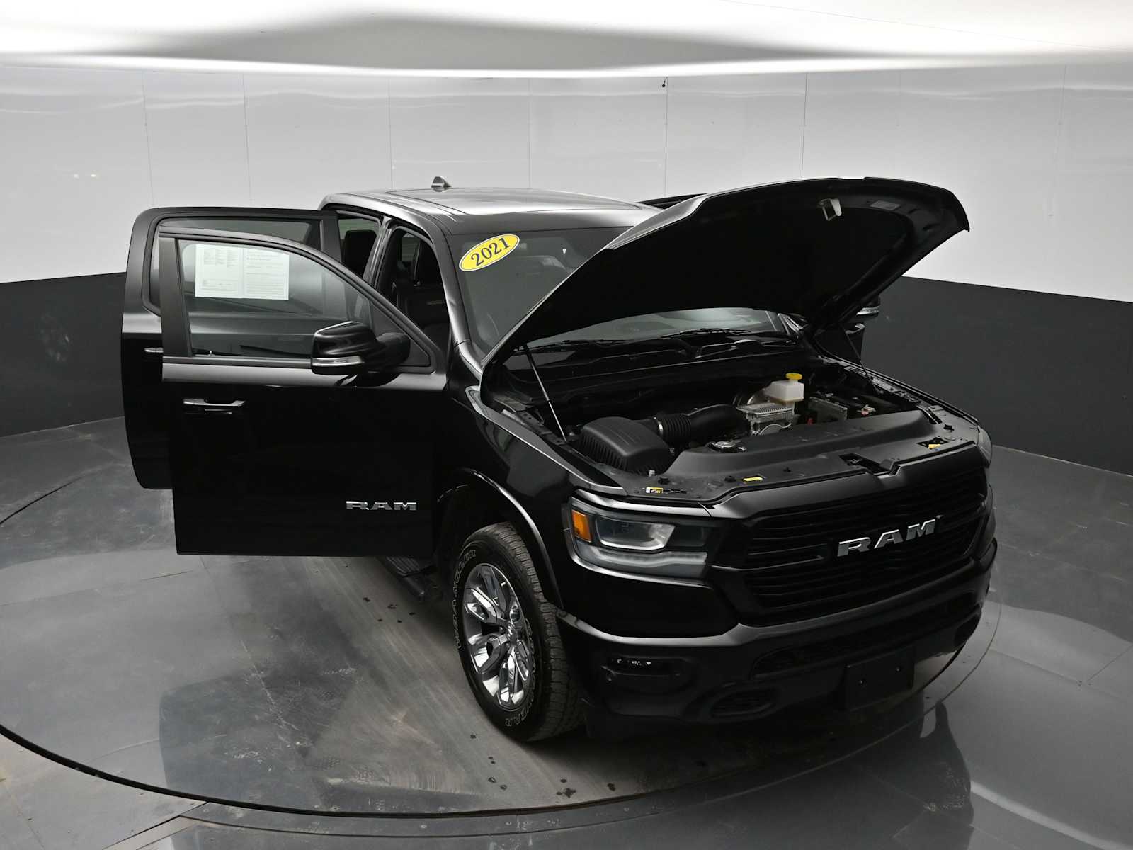 2021 Ram 1500 Laramie