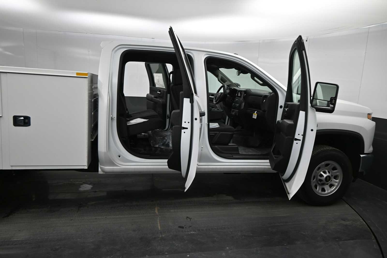 2024 Chevrolet Silverado 3500HD WT
