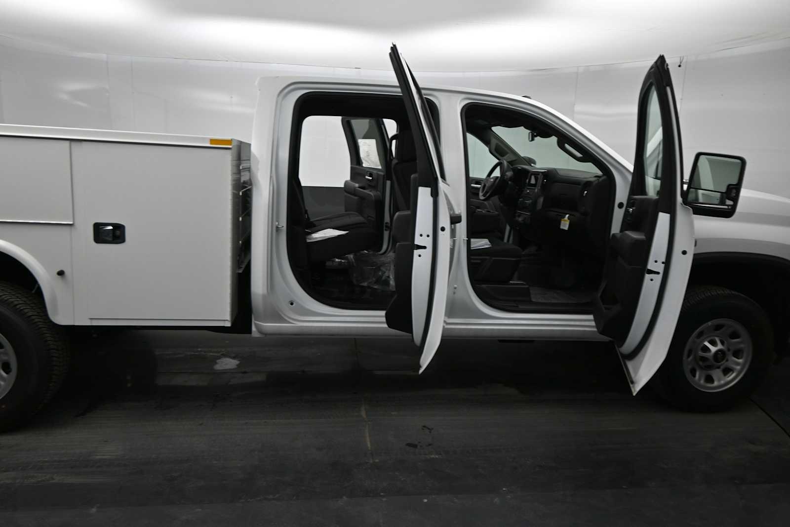 2024 Chevrolet Silverado 3500HD WT