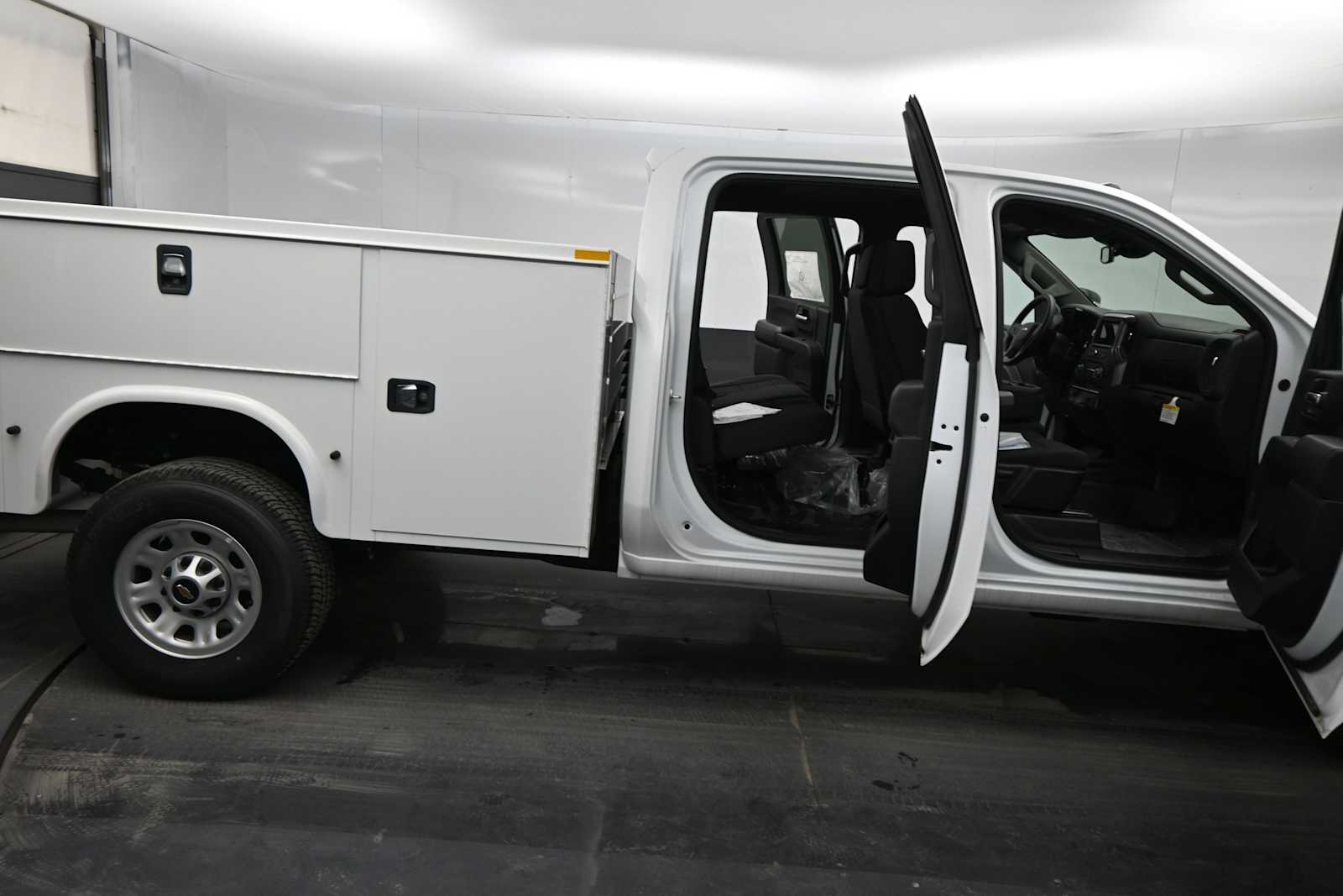 2024 Chevrolet Silverado 3500HD WT