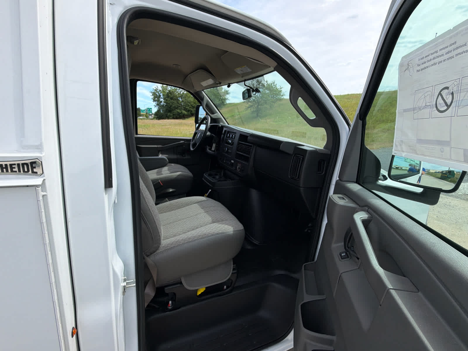2025 GMC Savana Cutaway Work Van