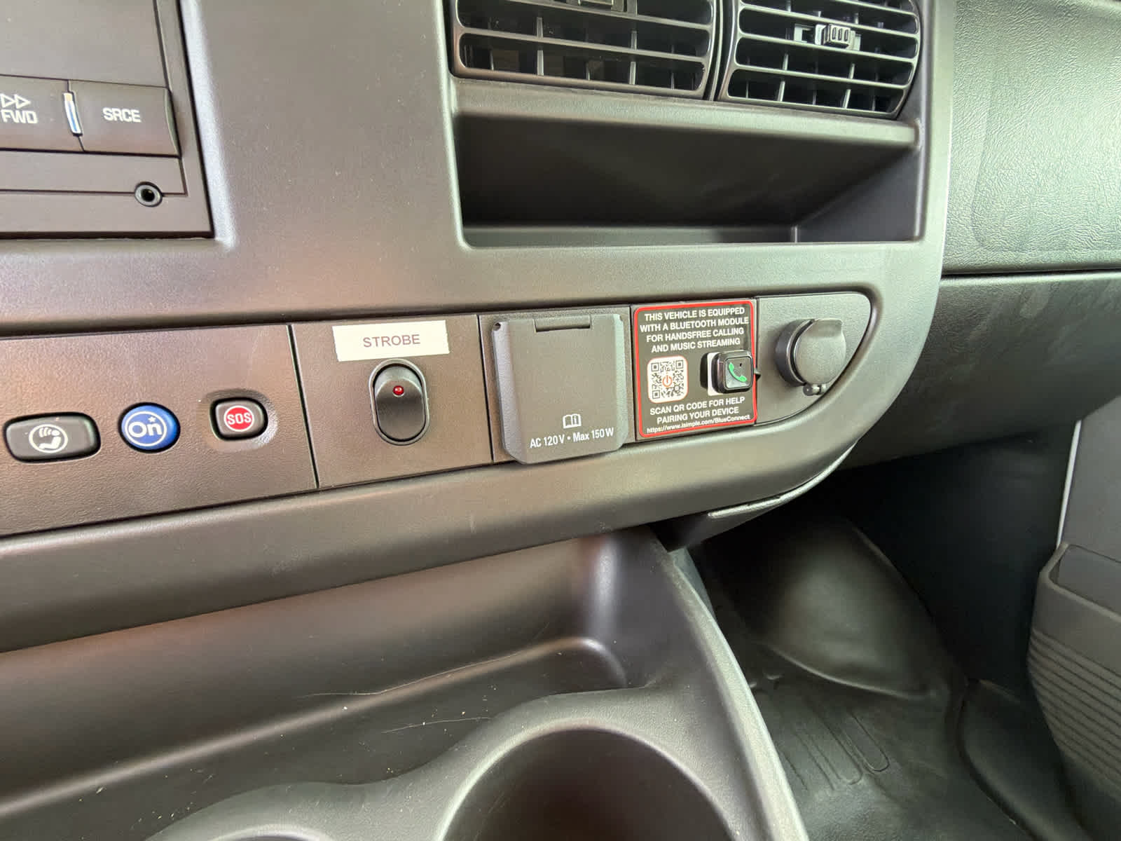2025 GMC Savana Cutaway Work Van