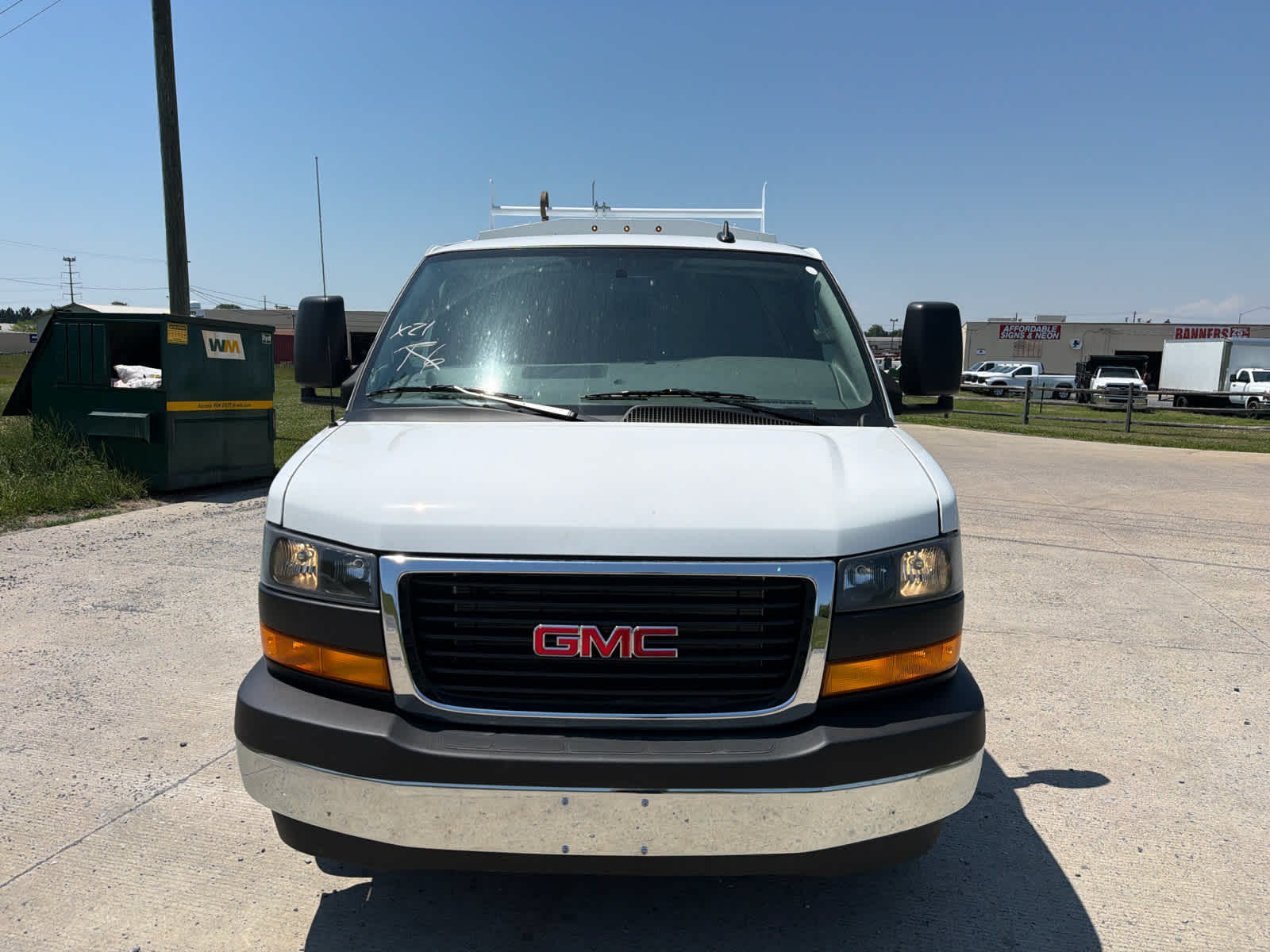 2025 GMC Savana Cutaway Work Van