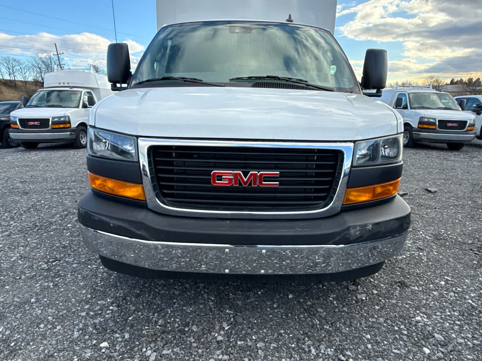 2025 GMC Savana Cutaway Work Van