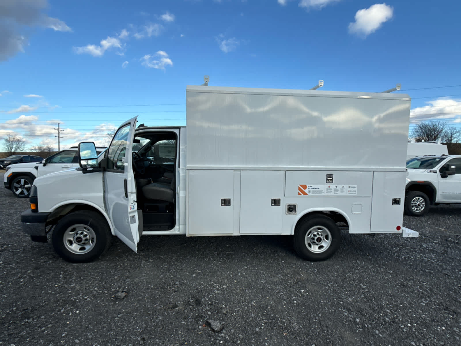 2025 GMC Savana Cutaway Work Van