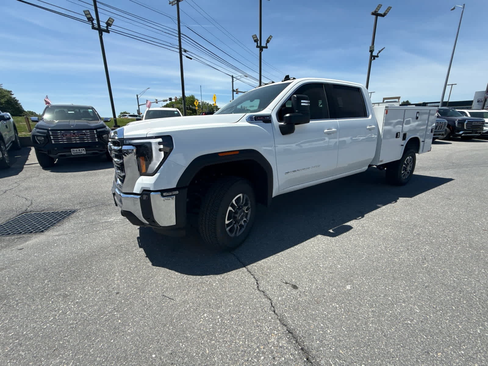 2026 GMC Sierra 3500 HD SLE