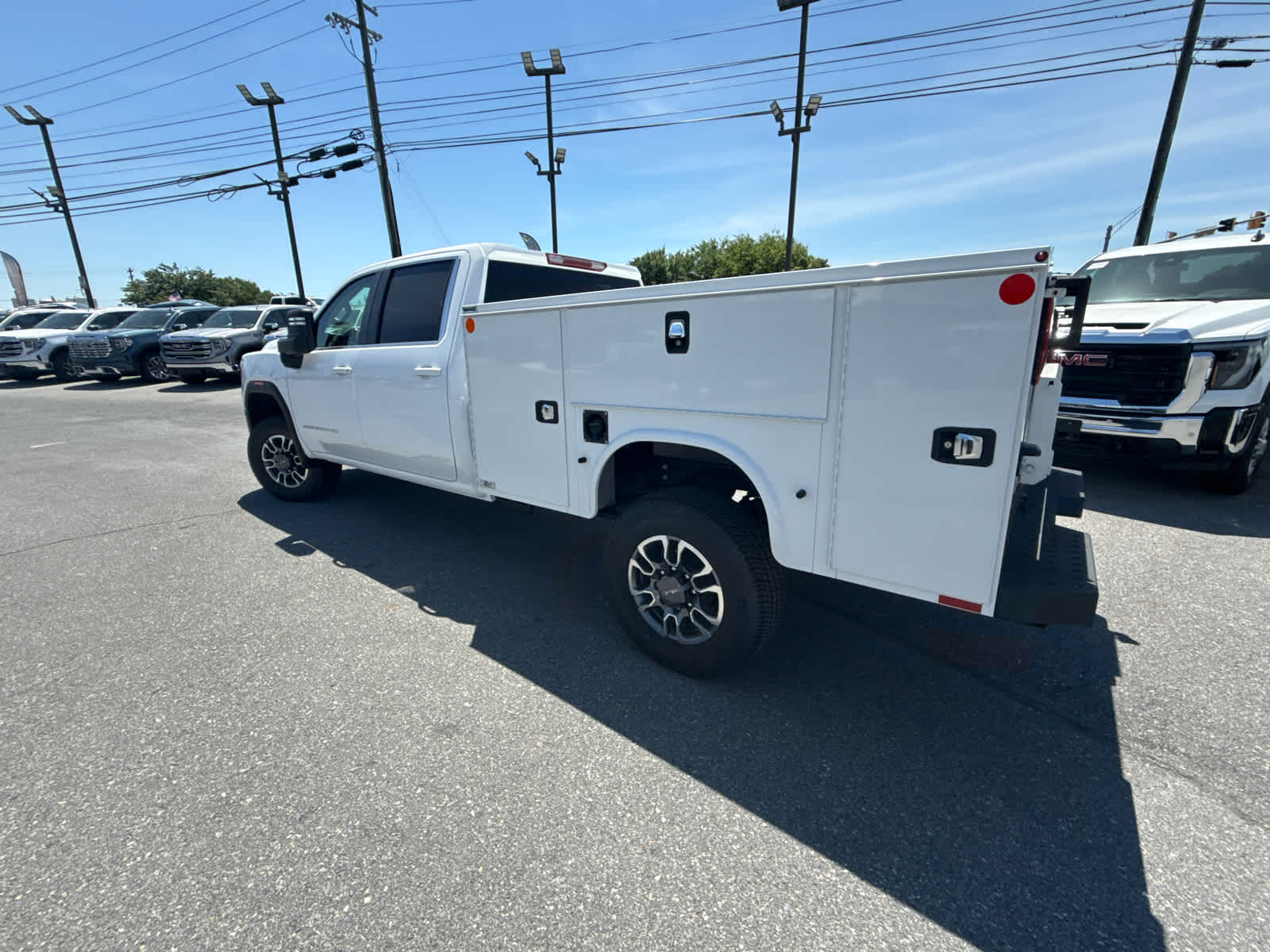 2026 GMC Sierra 3500 HD SLE